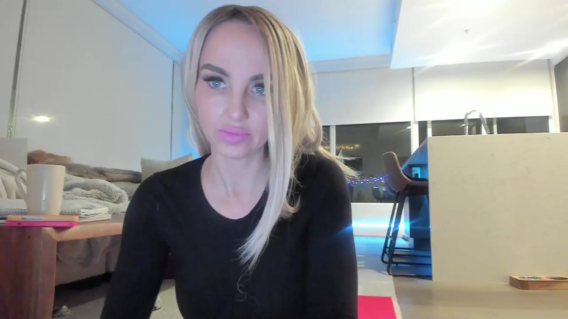 Gallery image thumbnail from Mollyboots's myfreecams stream on, 01/04/2025, 04:41 image 1 of 20