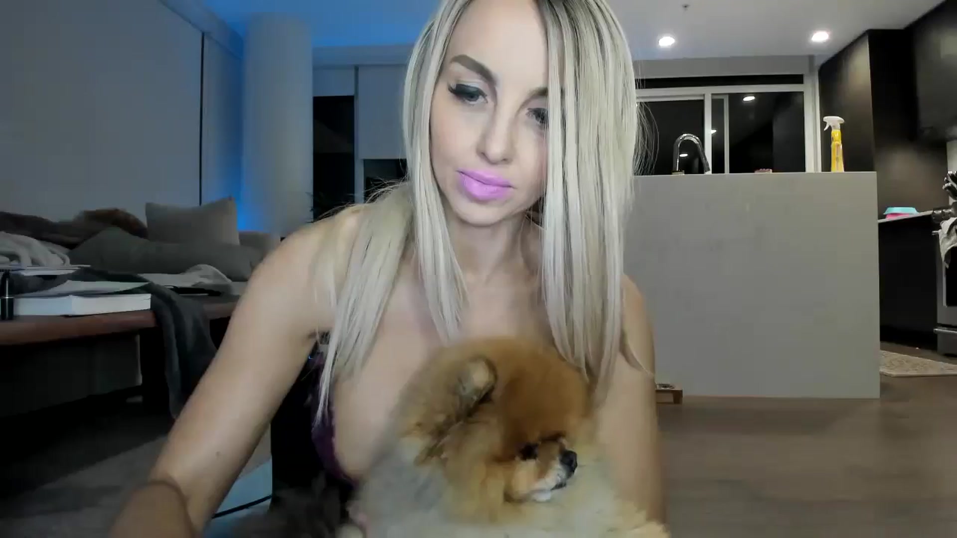 Gallery image thumbnail from Mollyboots's myfreecams stream on, 01/10/2025, 04:02 image 17 of 20