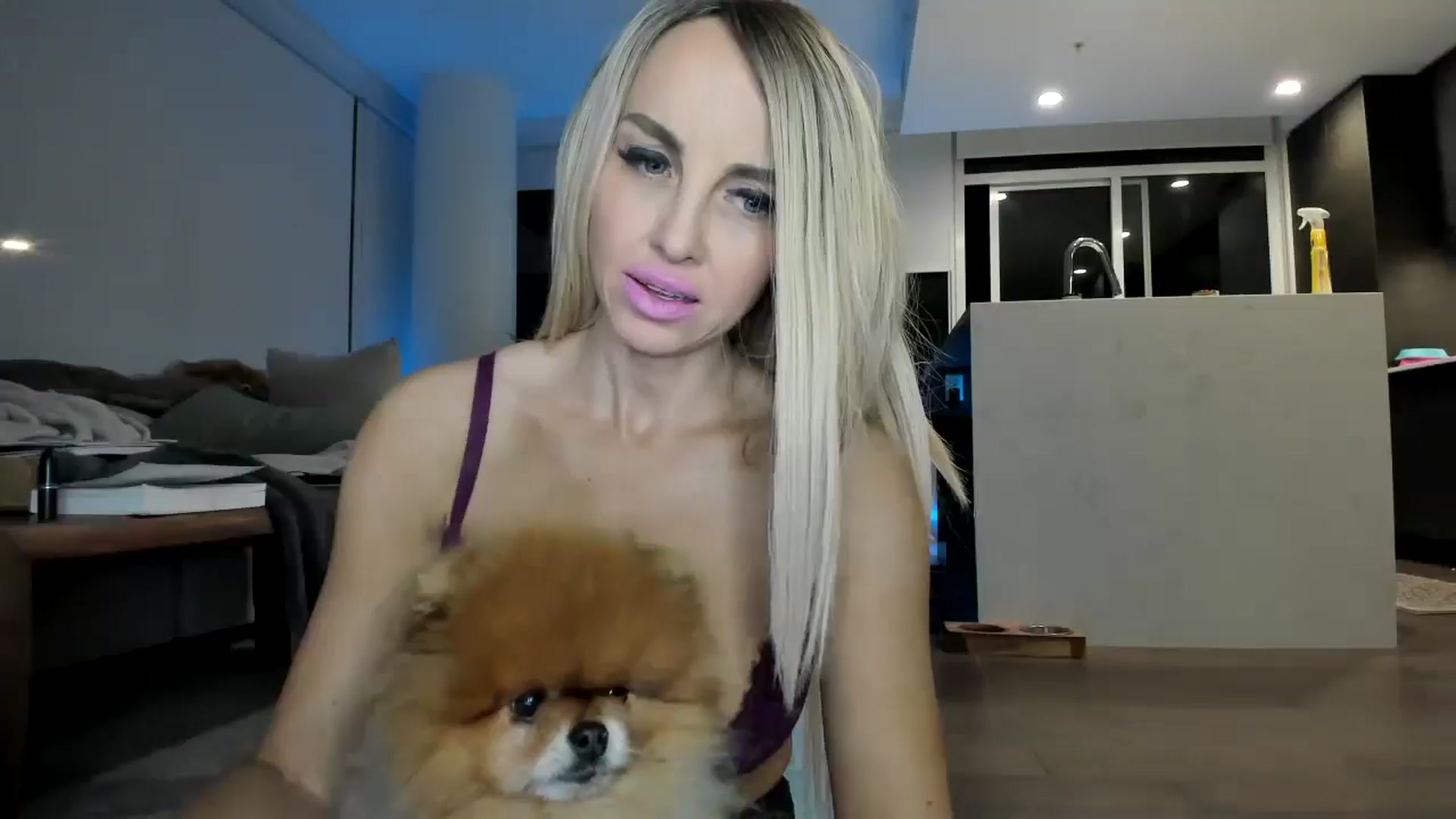 Gallery image thumbnail from Mollyboots's myfreecams stream on, 01/10/2025, 04:51 image 4 of 20
