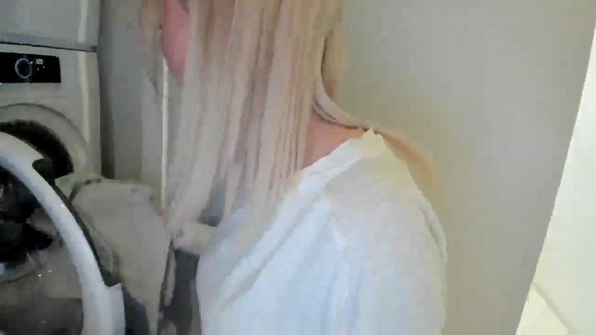 Gallery image thumbnail from Mollyboots's myfreecams stream on, 02/22/2025, 21:56 image 4 of 20