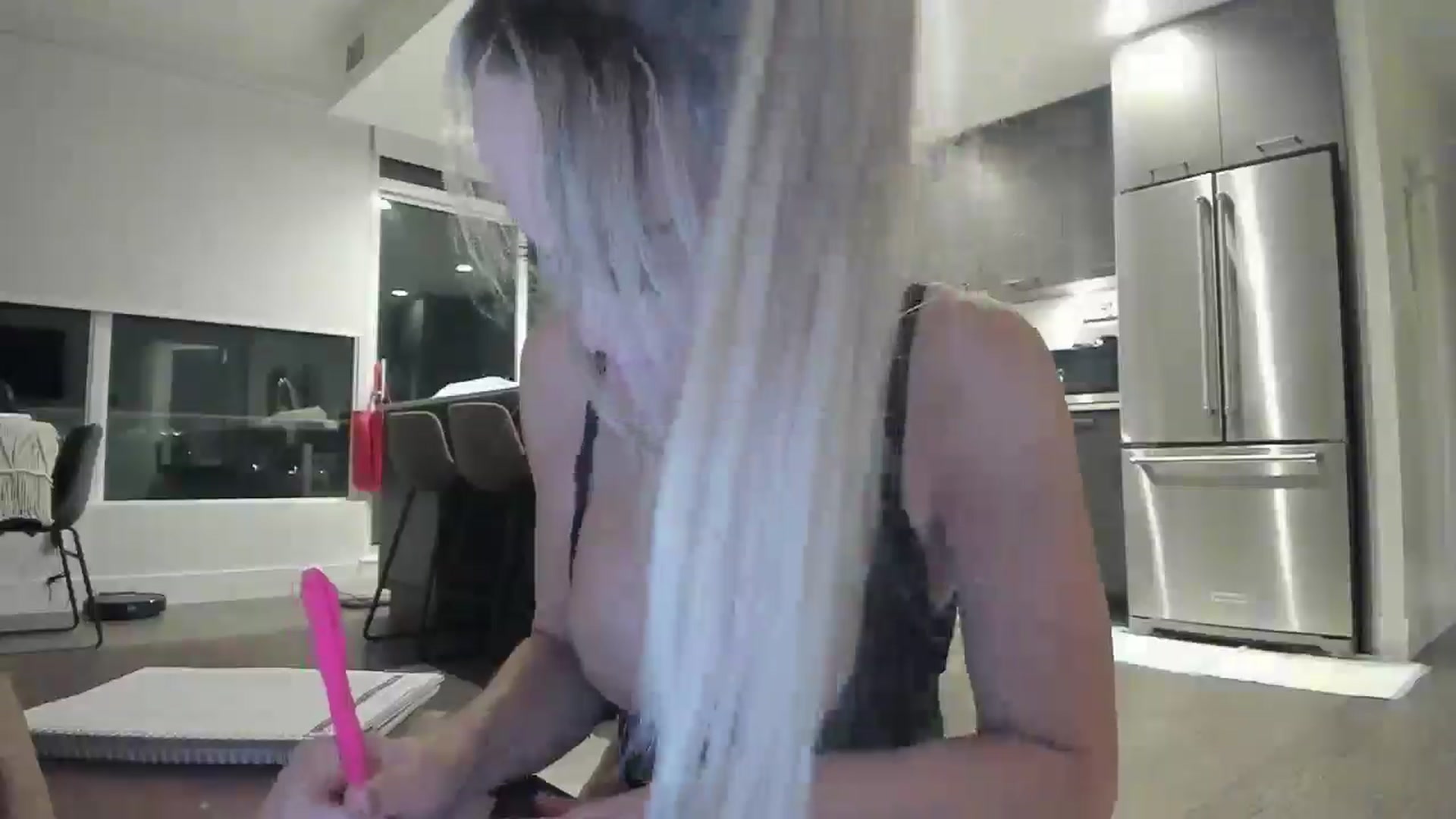 Gallery image thumbnail from Mollyboots's myfreecams stream on, 02/25/2025, 04:13 image 6 of 20