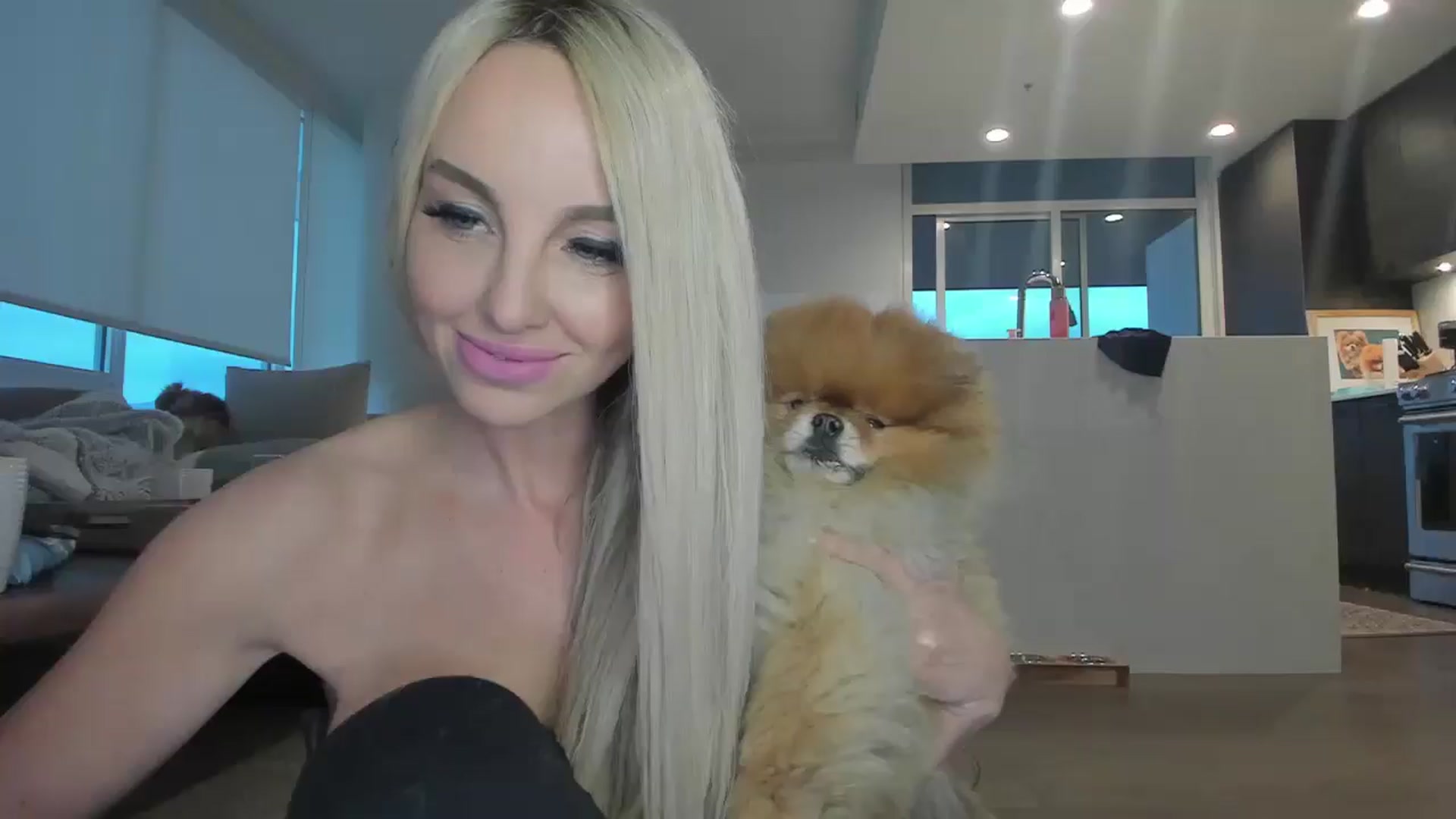 Gallery image thumbnail from Mollyboots's myfreecams stream on, 04/29/2025, 03:05 image 18 of 20