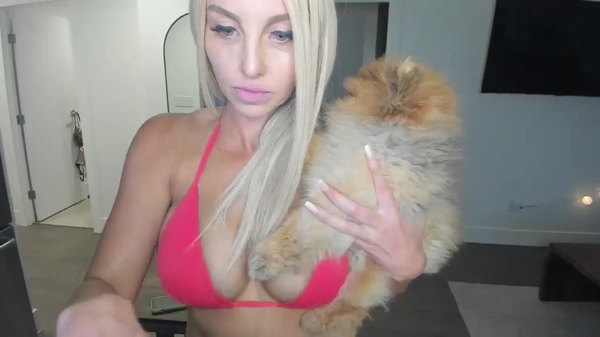 Gallery image thumbnail from Mollyboots's myfreecams stream on, 08/07/2025, 03:51 image 19 of 20