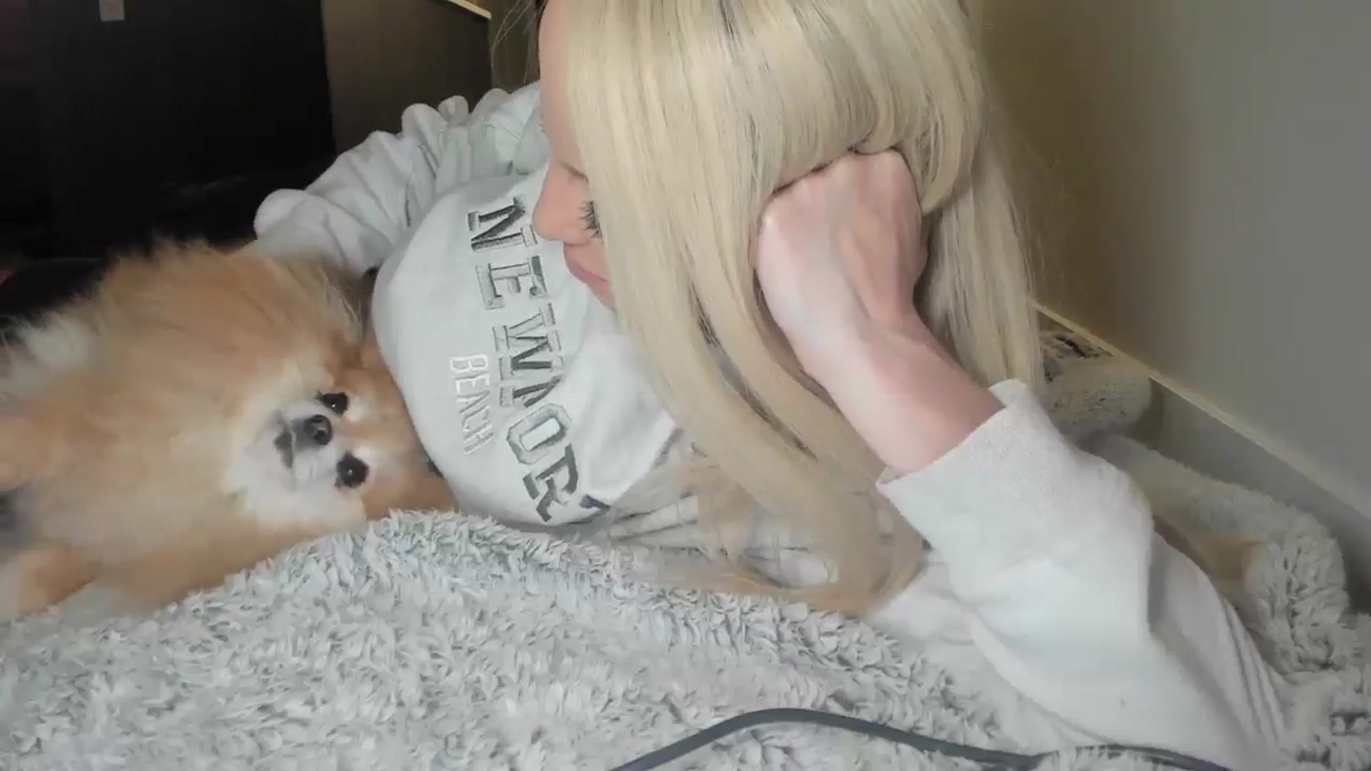 Gallery image thumbnail from Mollyboots's myfreecams stream on, 10/05/2025, 04:36 image 5 of 20