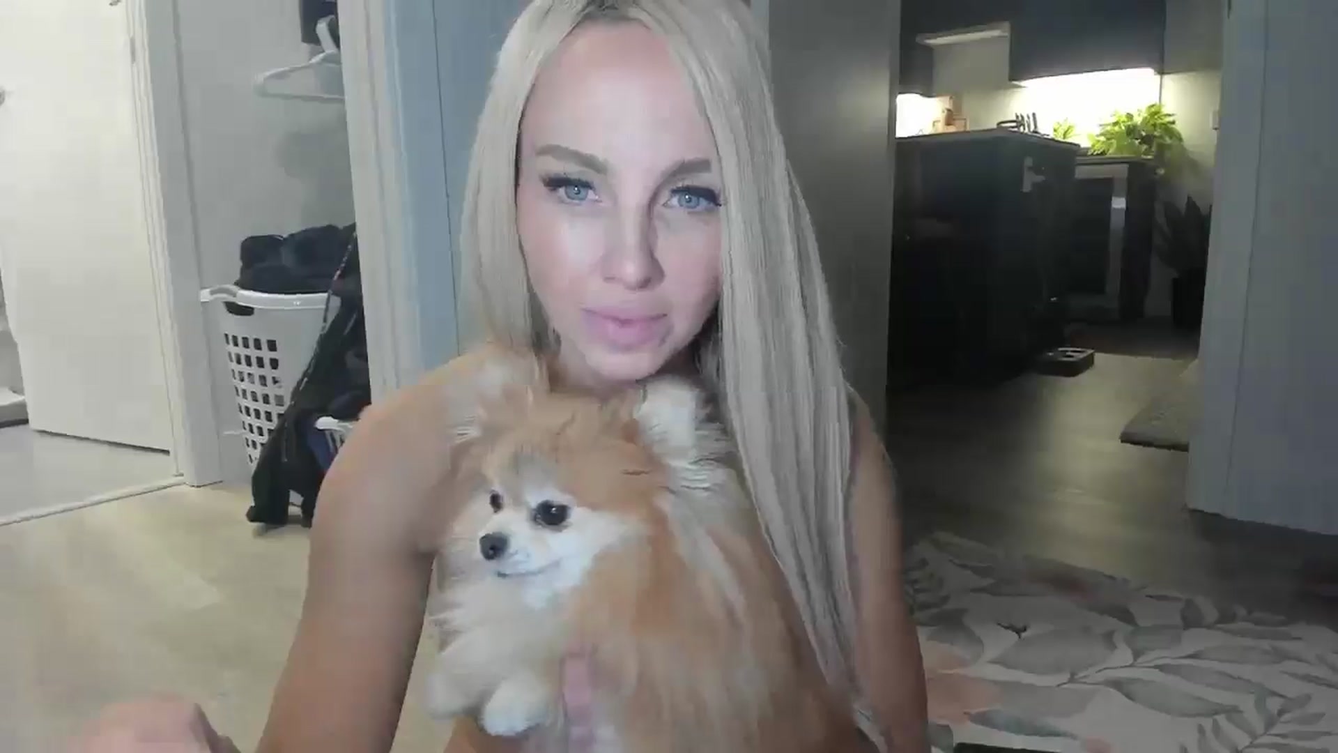 Gallery image thumbnail from Mollyboots's myfreecams stream on, 10/17/2025, 04:31 image 15 of 20