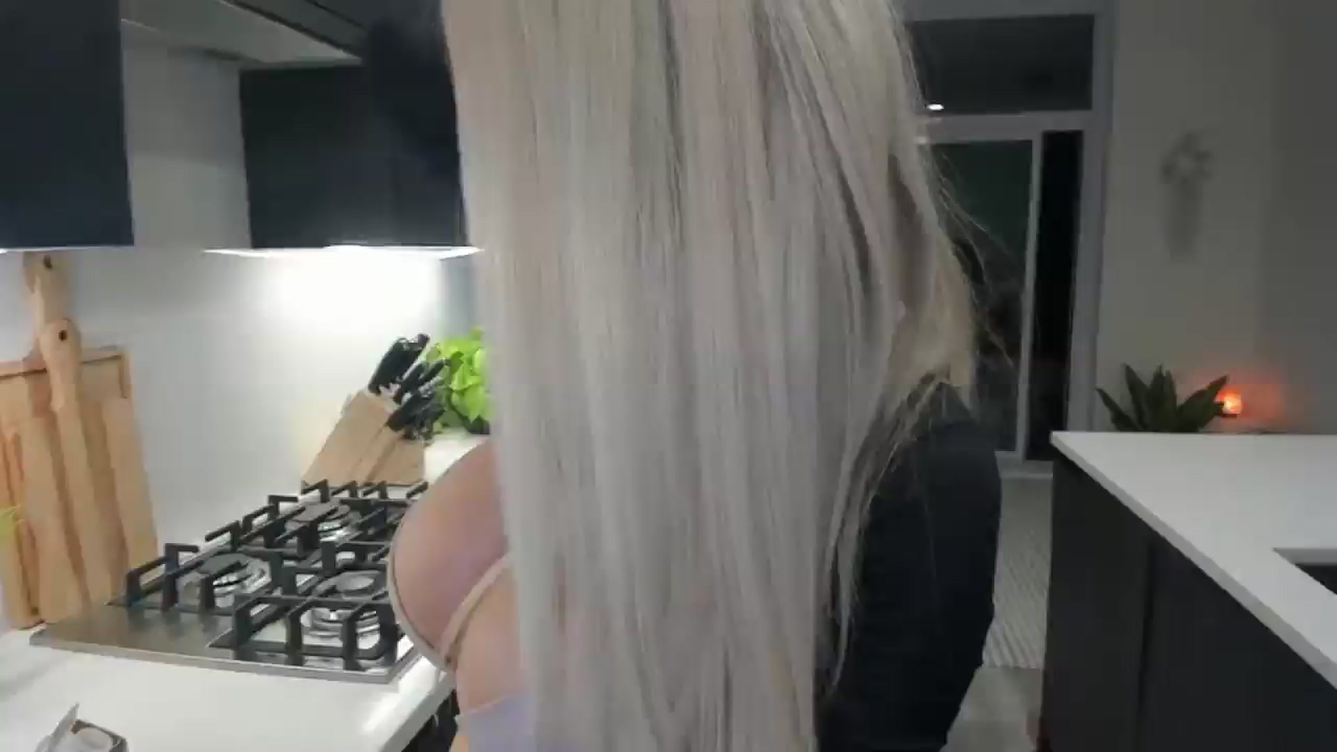 Gallery image thumbnail from Mollyboots's myfreecams stream on, 11/09/2025, 03:44 image 1 of 20