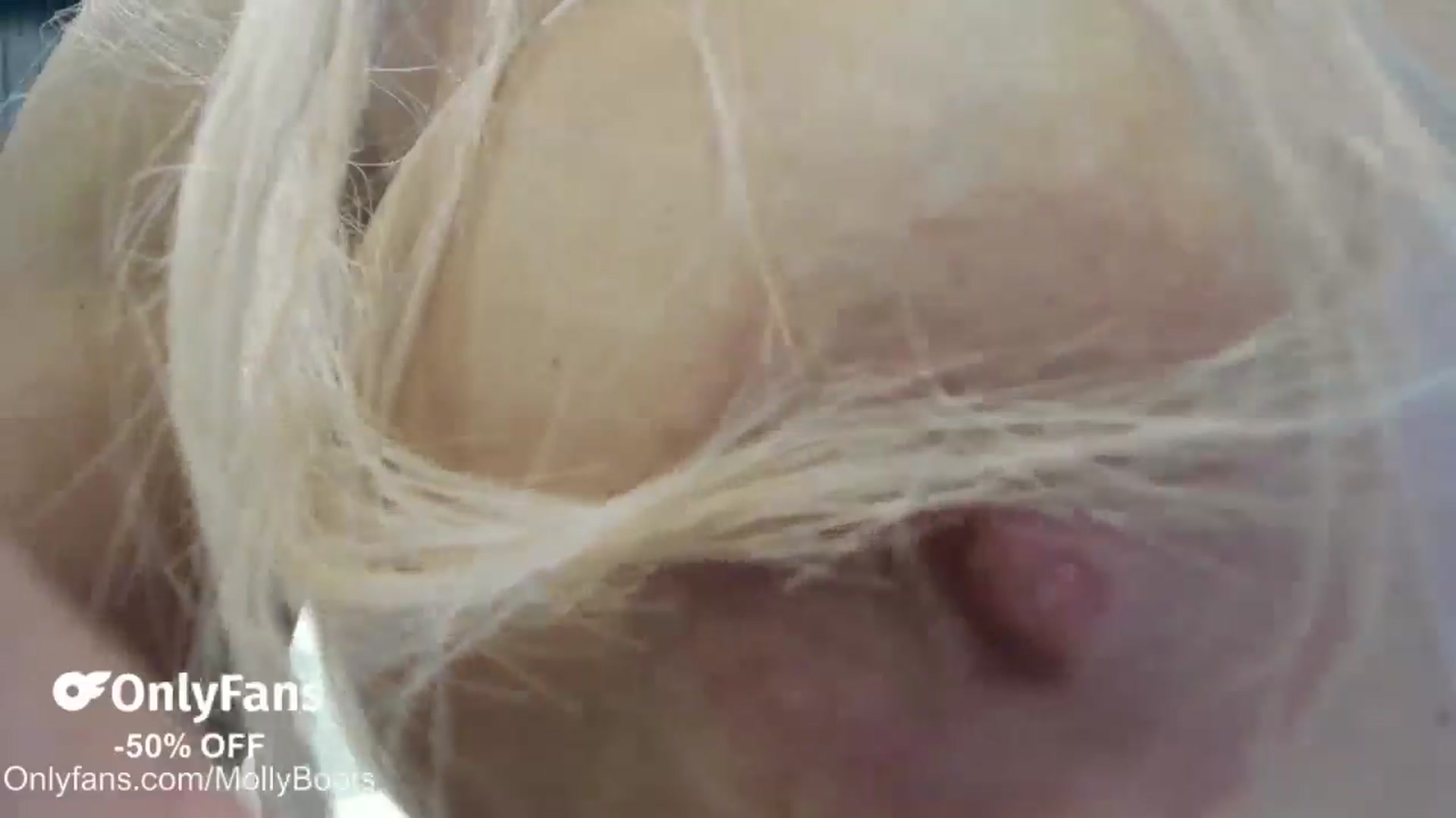 Gallery image thumbnail from Mollyboots's myfreecams stream on, 12/02/2025, 21:32 image 12 of 20