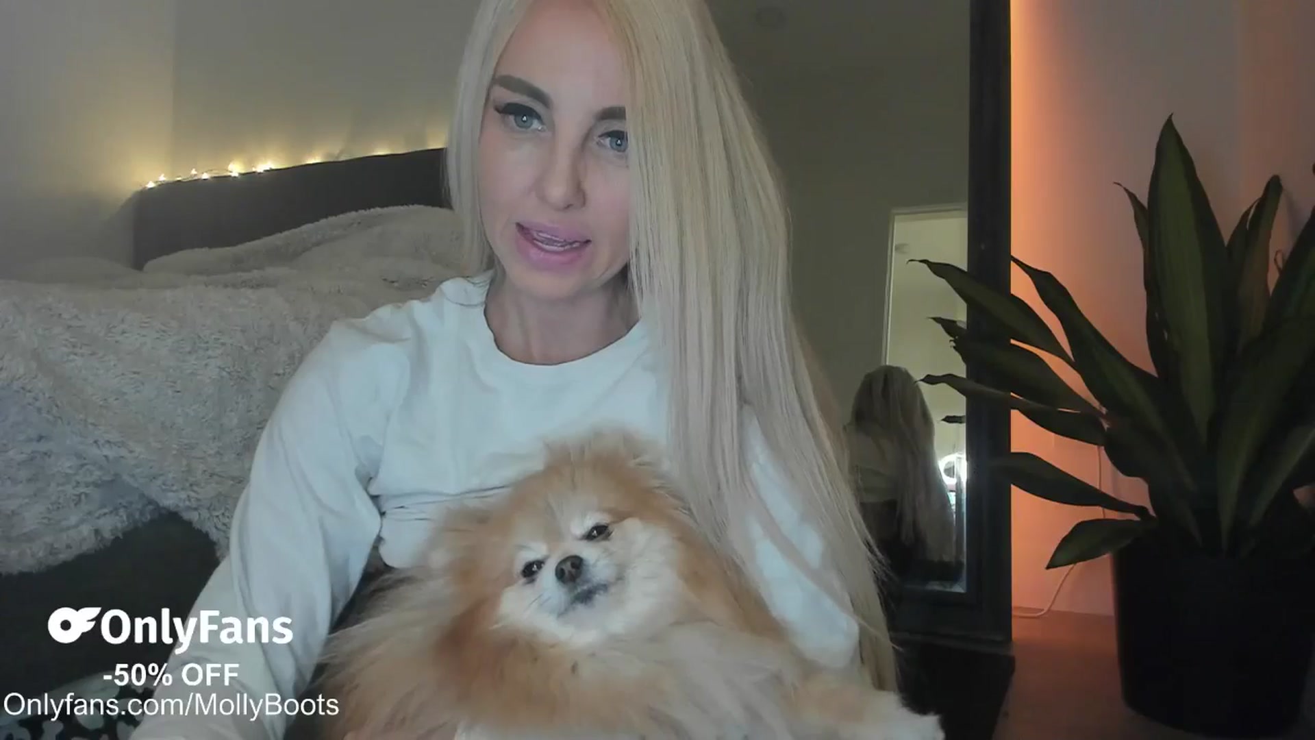 Gallery image thumbnail from Mollyboots's myfreecams stream on, 01/15/2026, 05:03 image 18 of 20