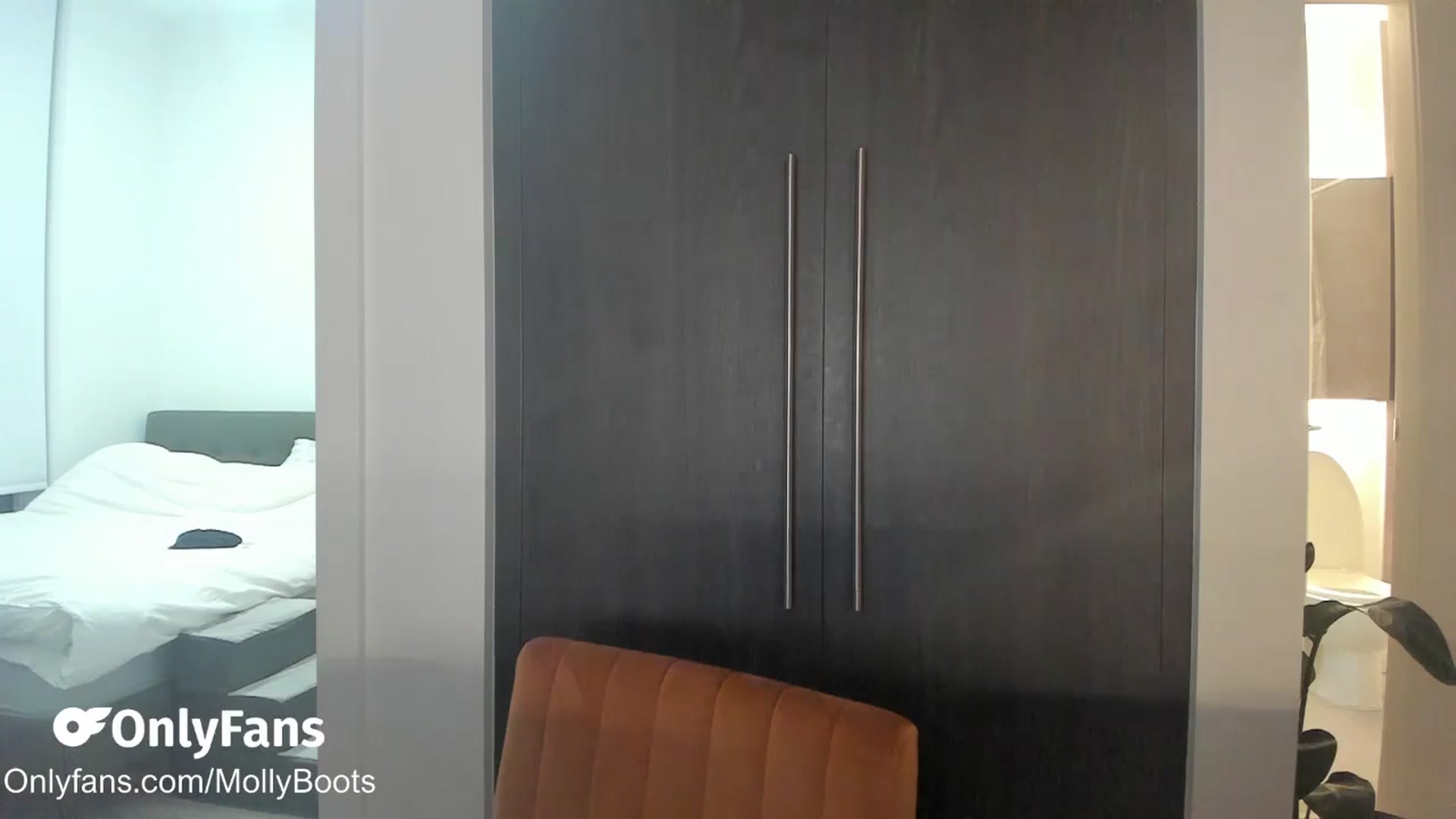 Gallery image thumbnail from Mollyboots's myfreecams stream on, 02/08/2026, 05:03 image 14 of 20