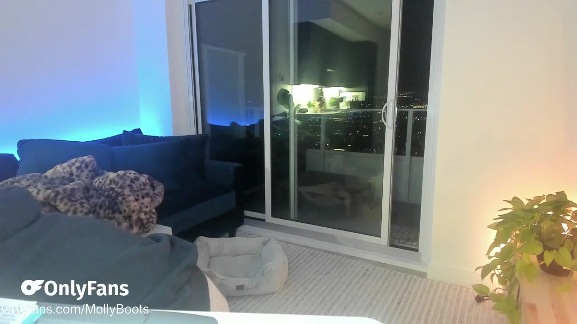 Gallery image thumbnail from Mollyboots's myfreecams stream on, 02/12/2026, 03:57 image 2 of 20