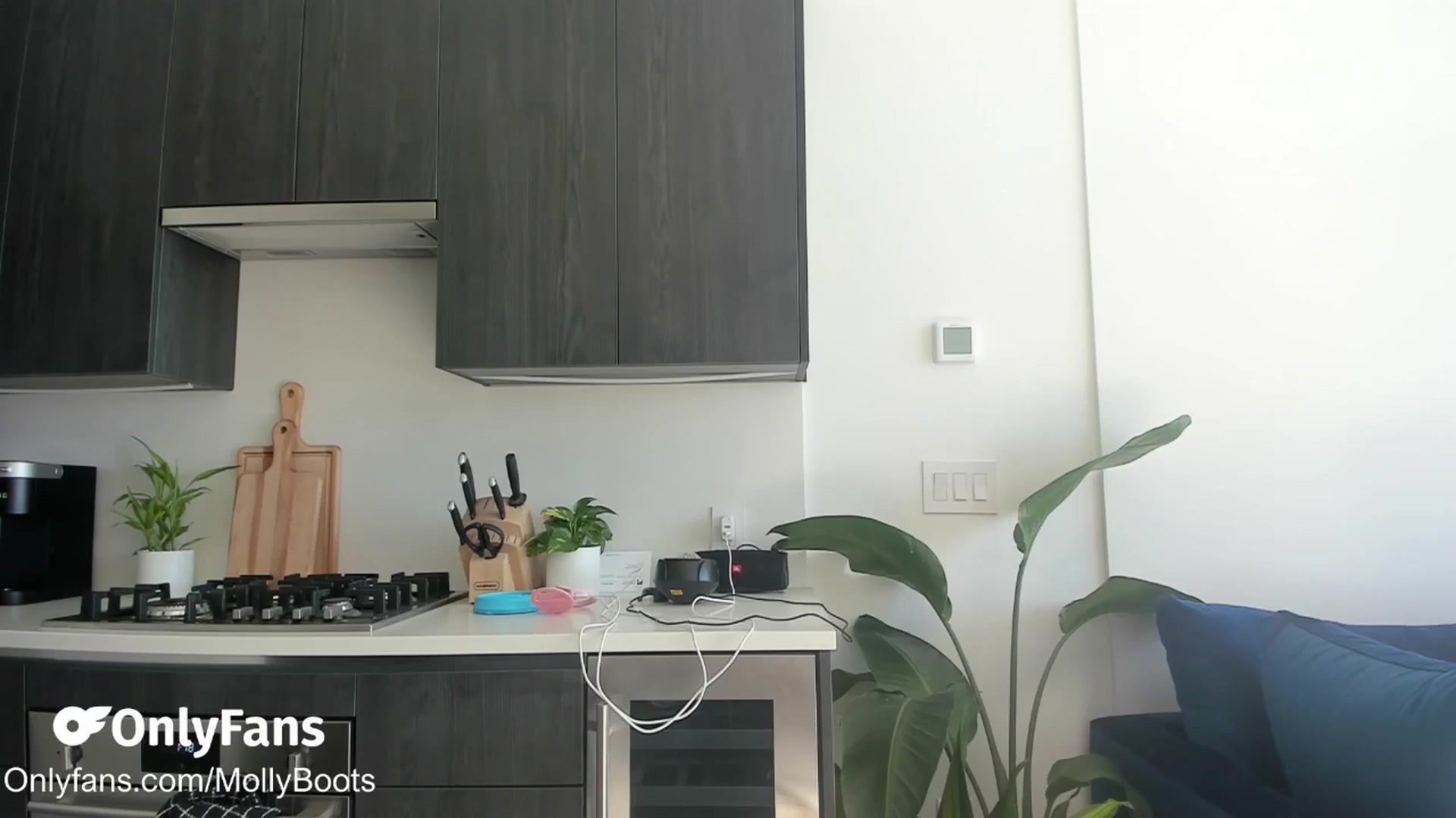 Gallery image thumbnail from Mollyboots's myfreecams stream on, 02/28/2026, 21:53 image 3 of 20
