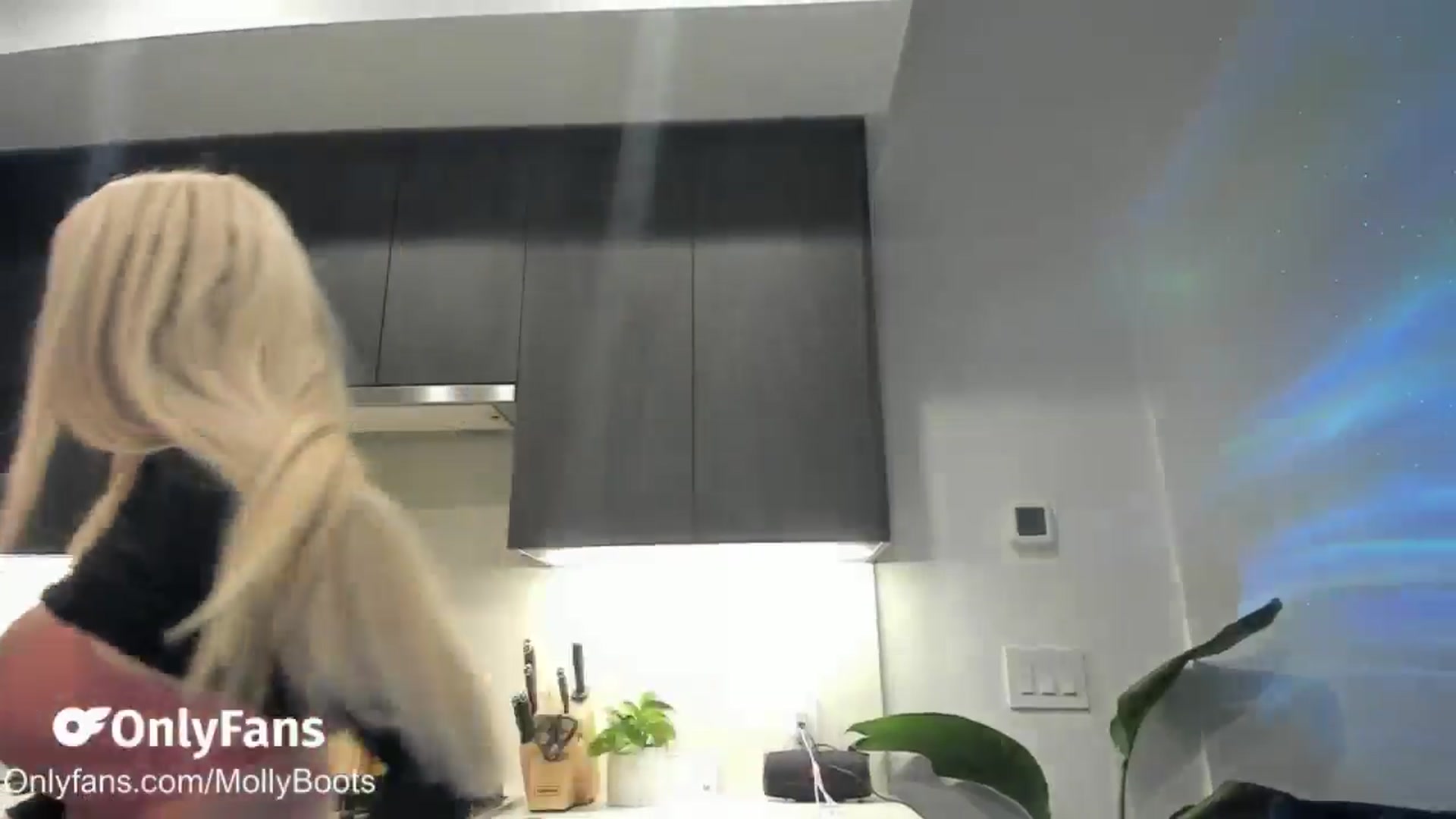 Gallery image thumbnail from Mollyboots's myfreecams stream on, 03/02/2026, 03:56 image 20 of 20