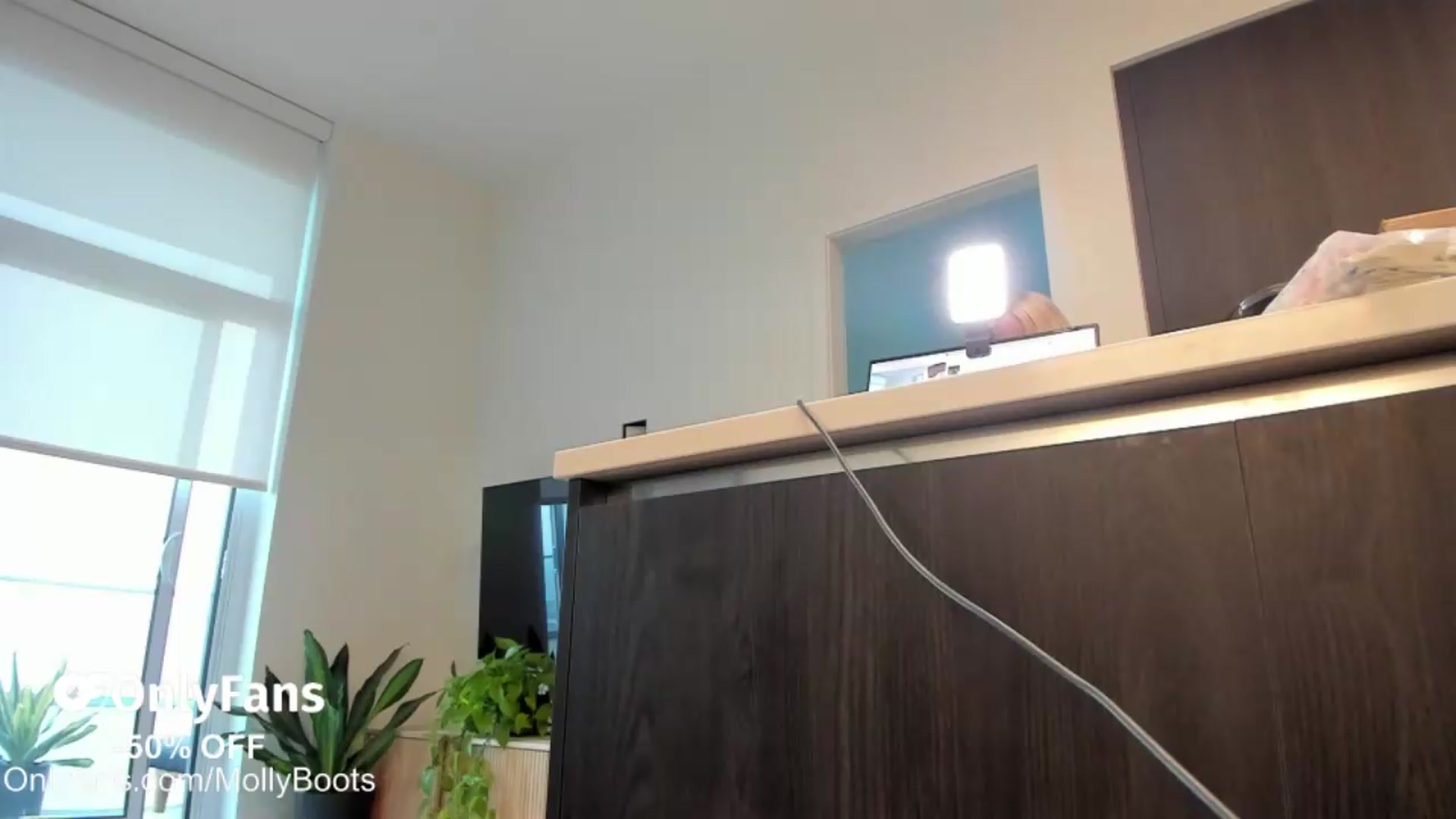 Gallery image thumbnail from Mollyboots's myfreecams stream on, 07/23/2026, 03:26 image 5 of 20