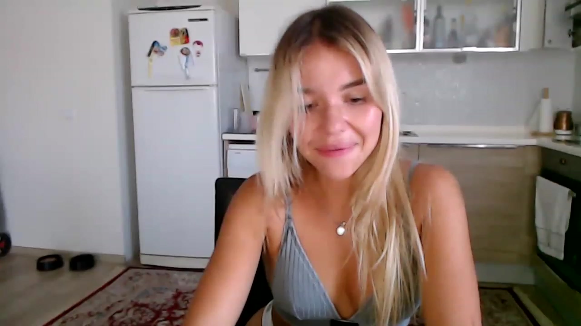 Gallery image thumbnail from Mollyluv1's myfreecams stream on, 06/26/2023, 13:04 image 11 of 20