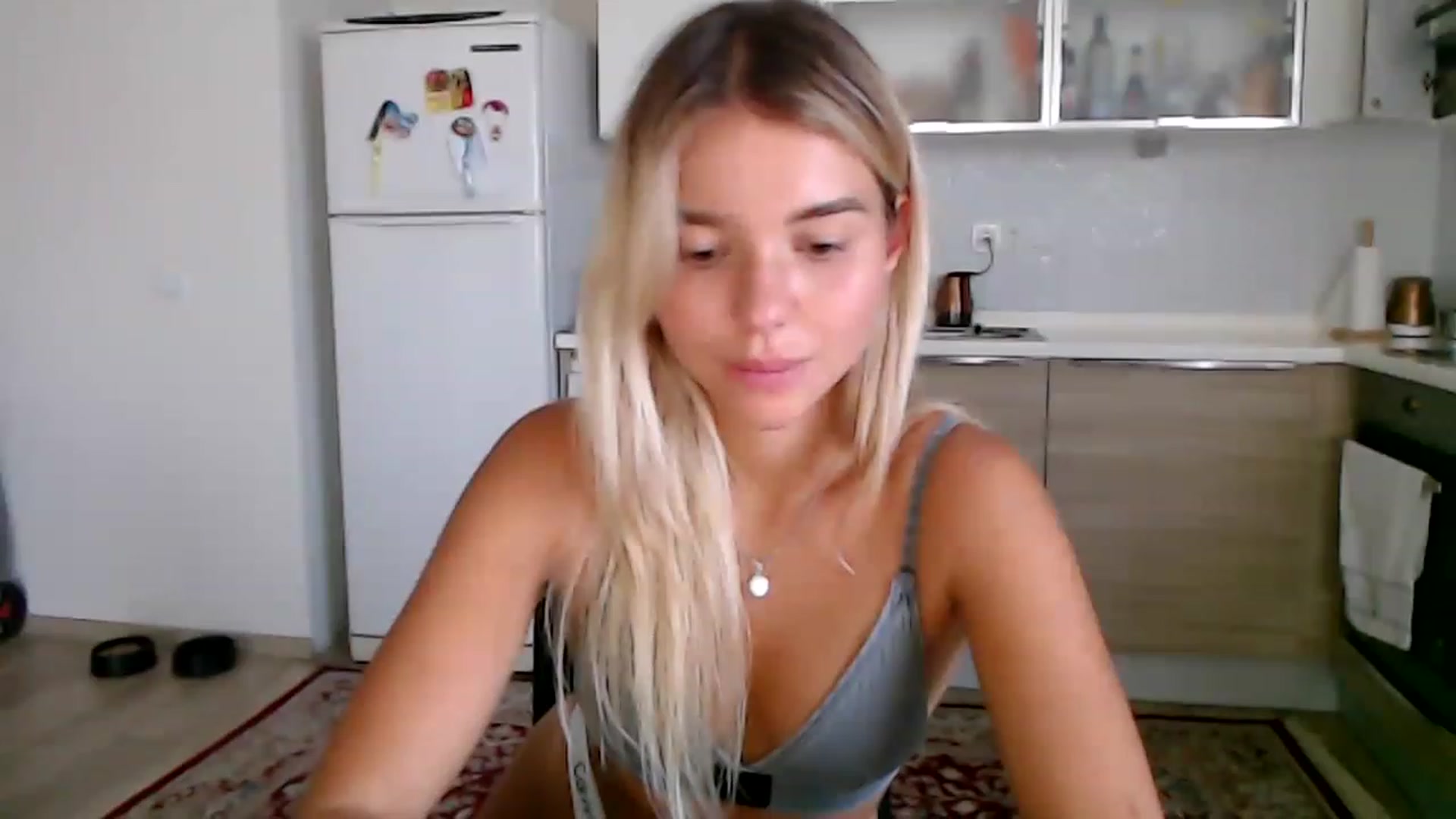 Gallery image thumbnail from Mollyluv1's myfreecams stream on, 06/26/2023, 13:04 image 19 of 20