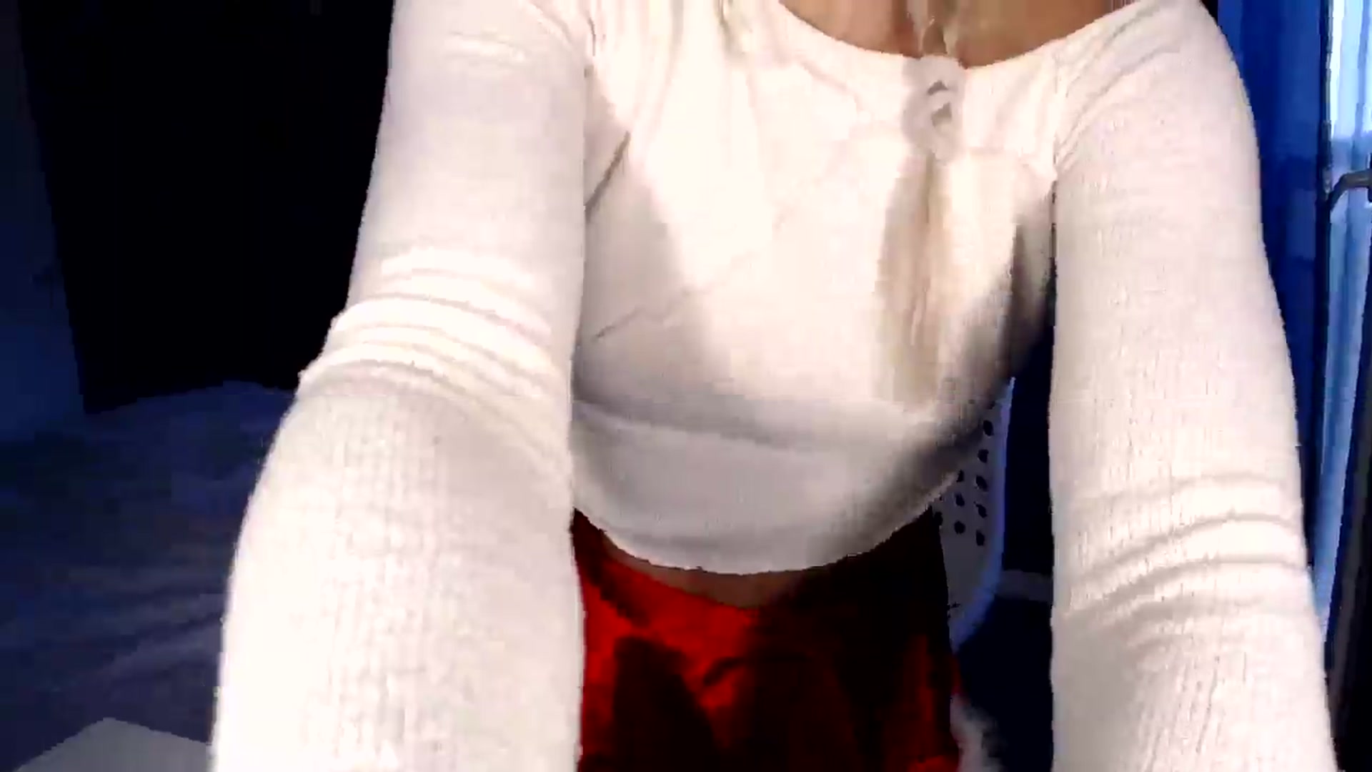 Gallery image thumbnail from Mollyluv1's myfreecams stream on, 12/27/2024, 15:50 image 19 of 20