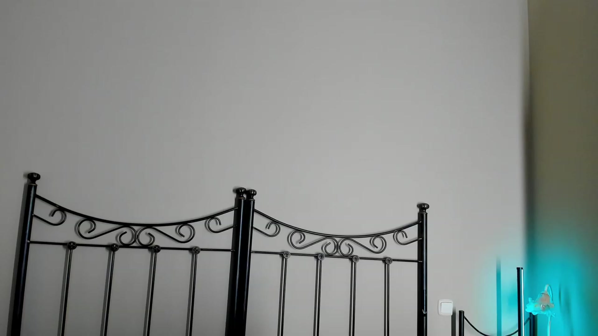 Gallery image thumbnail from Molywatson's myfreecams stream on, 12/23/2023, 10:39 image 16 of 20