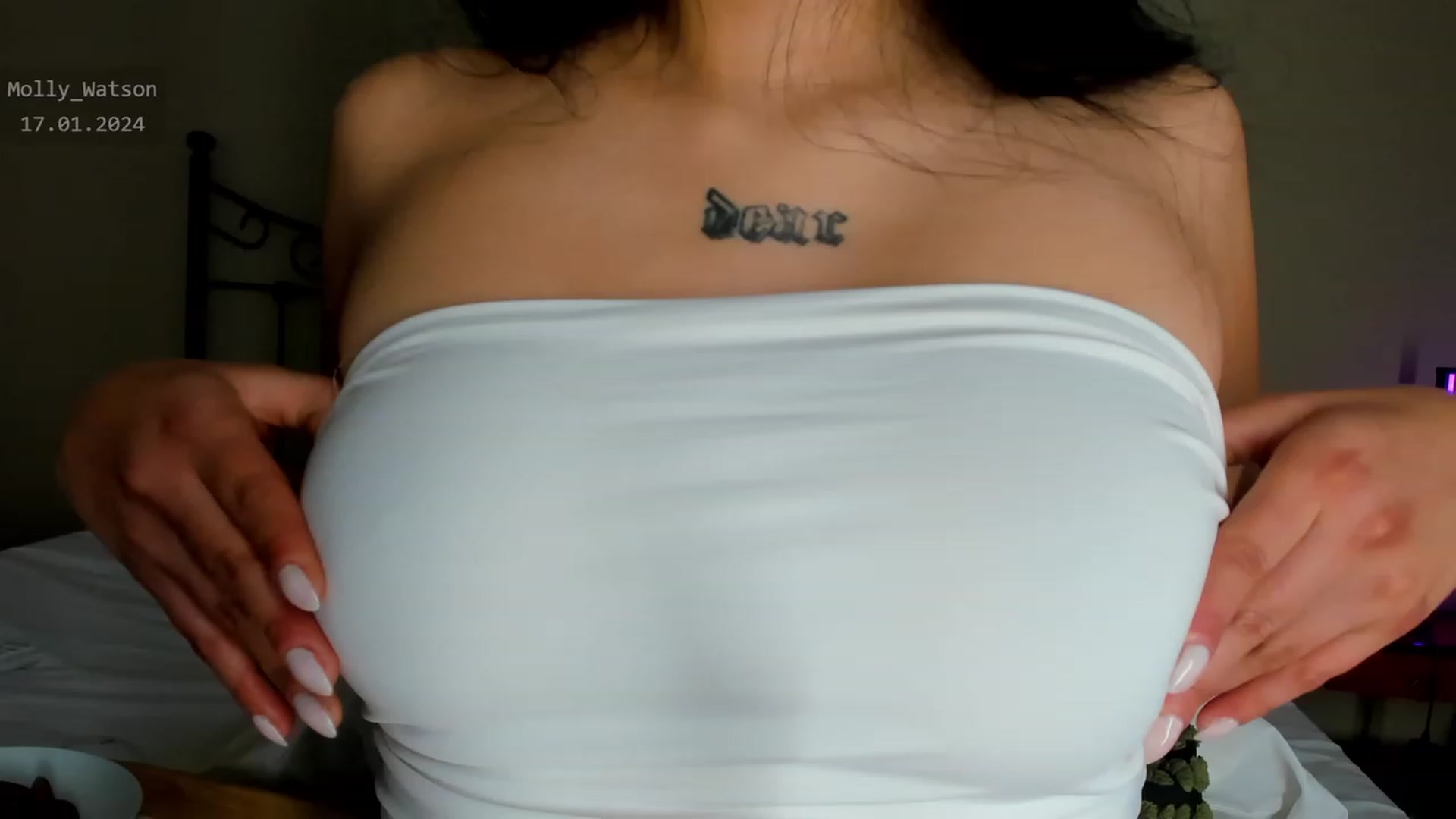 Gallery image thumbnail from Molywatson's myfreecams stream on, 01/17/2024, 11:18 image 20 of 20