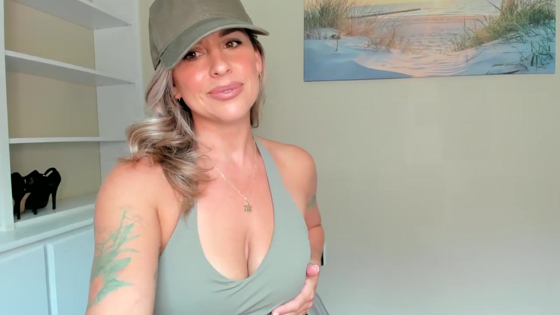 Gallery image thumbnail from Mommy's myfreecams stream on, 08/13/2025, 16:23 image 20 of 20