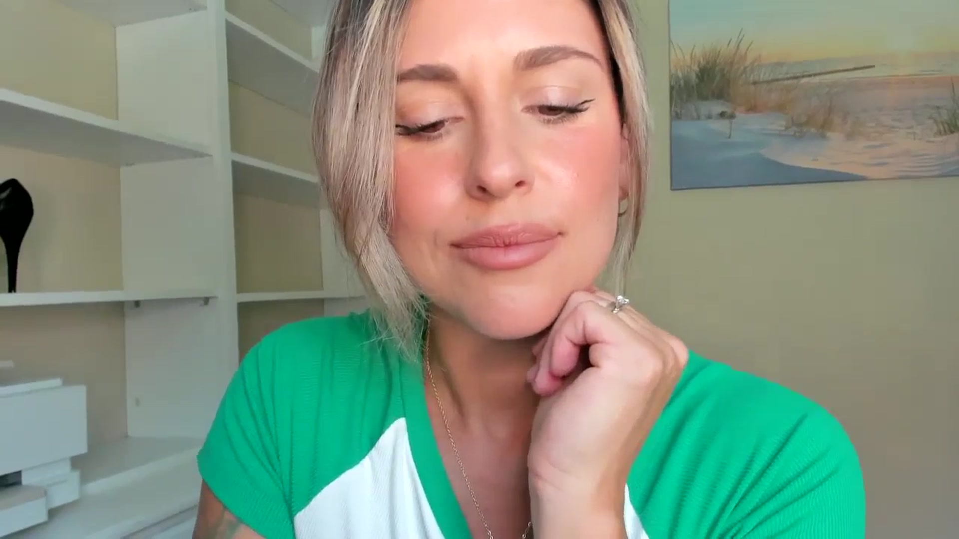 Gallery image thumbnail from Mommy's myfreecams stream on, 08/20/2025, 14:53 image 18 of 20