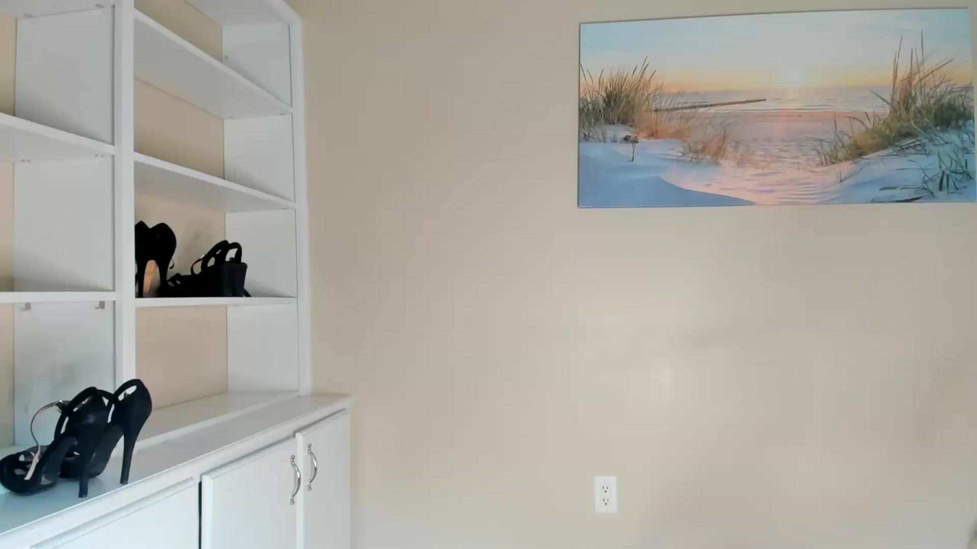 Gallery image thumbnail from Mommy's myfreecams stream on, 08/29/2025, 18:47 image 12 of 20