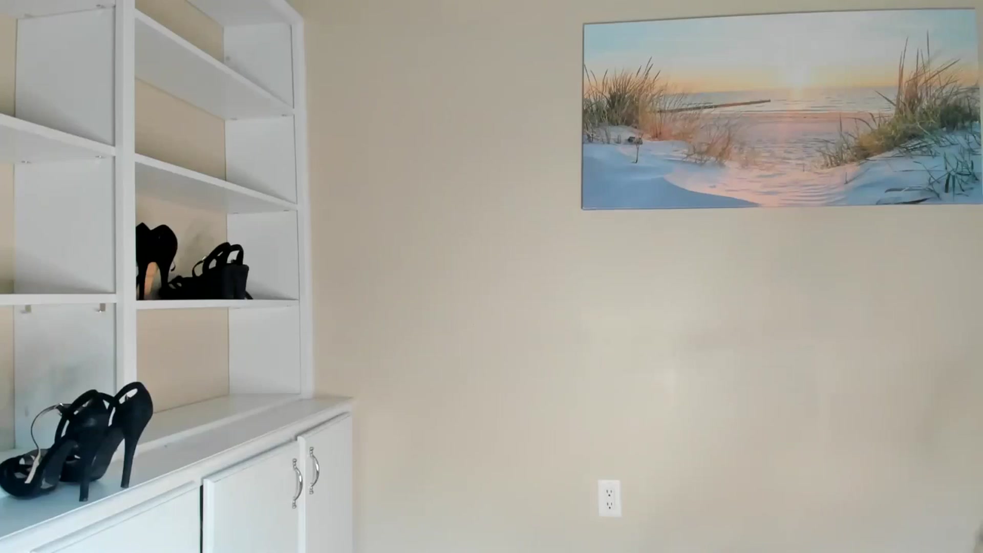 Gallery image thumbnail from Mommy's myfreecams stream on, 08/29/2025, 18:47 image 11 of 20