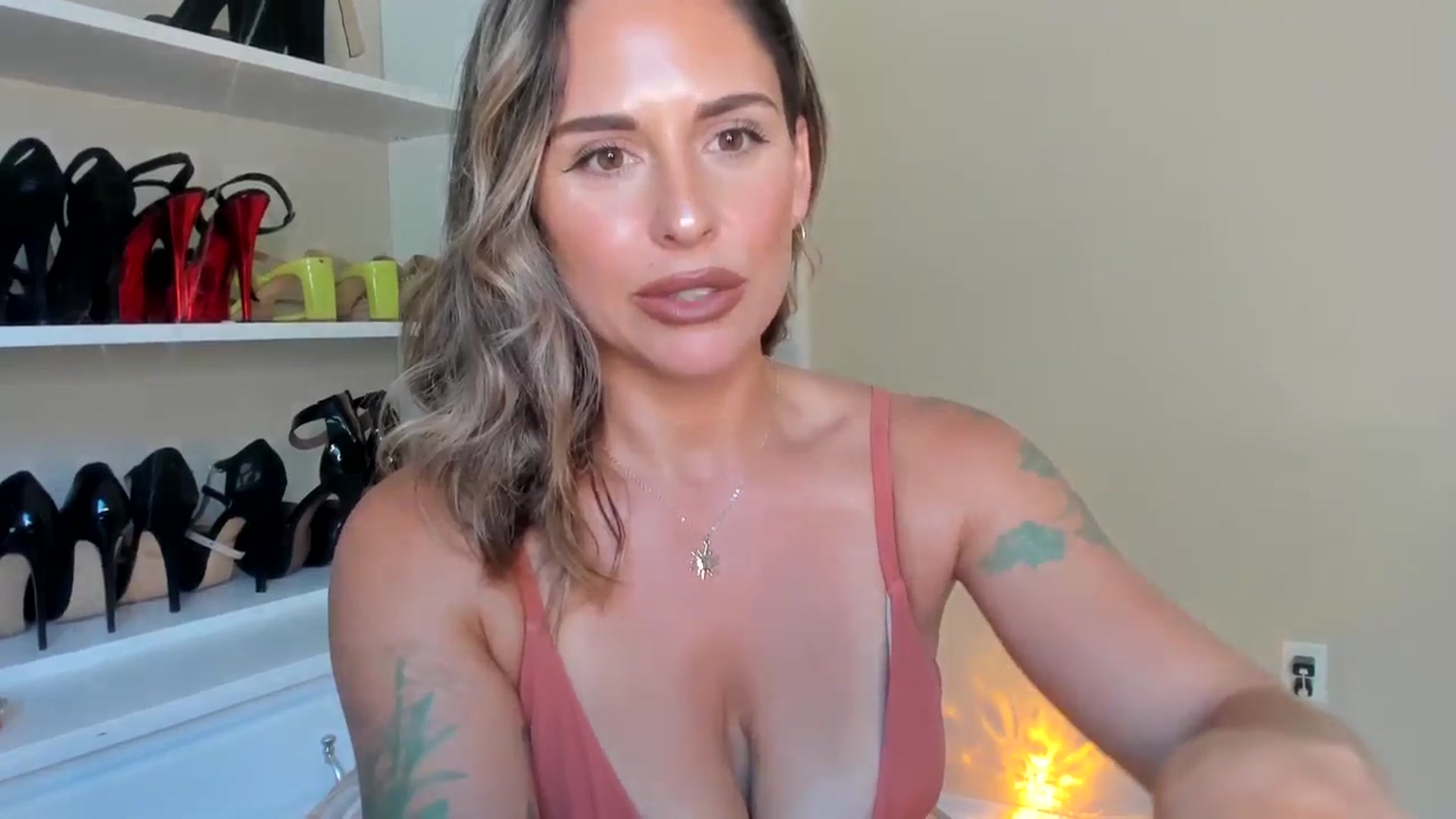 Gallery image thumbnail from Mommy's myfreecams stream on, 10/11/2025, 19:07 image 13 of 20