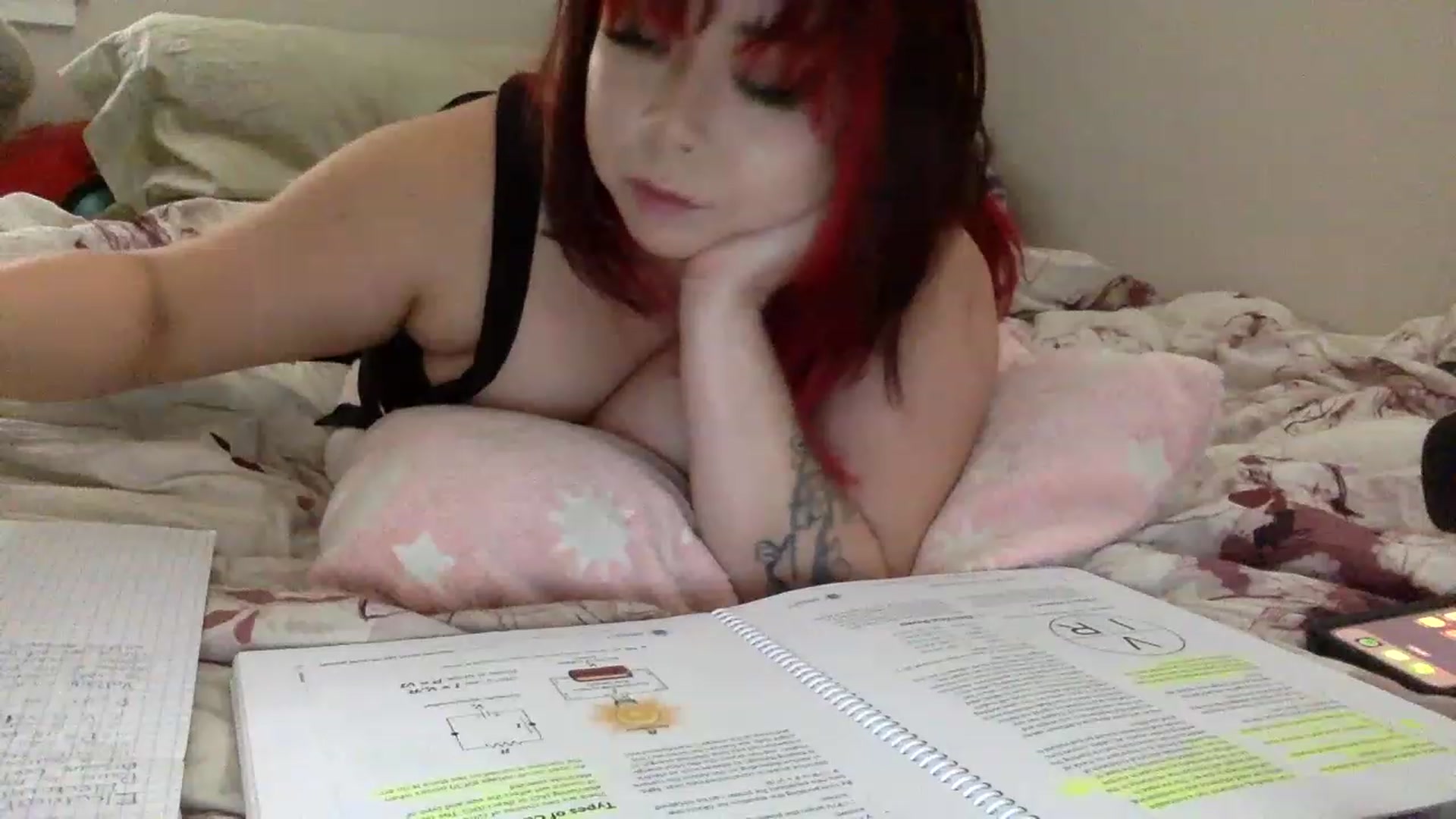 Gallery image thumbnail from MommyFindom's myfreecams stream on, 05/22/2023, 01:22 image 14 of 20