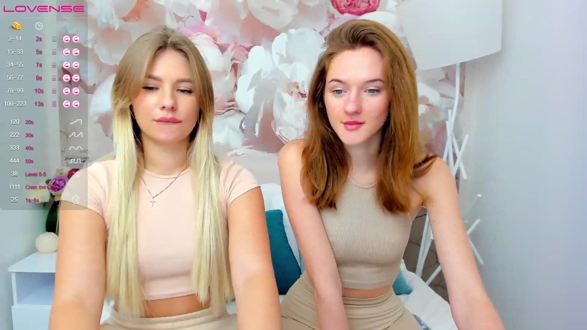 Gallery image thumbnail from MonaElisa's myfreecams stream on, 11/26/2022, 15:00 image 3 of 20