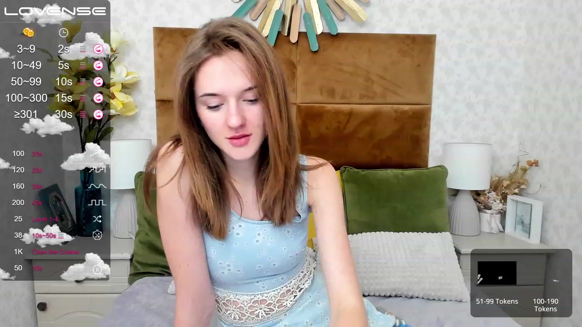 Gallery image thumbnail from MonaElisa's myfreecams stream on, 11/27/2022, 15:21 image 12 of 20