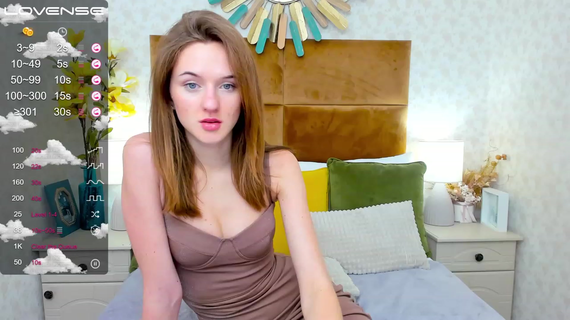 Gallery image thumbnail from MonaElisa's myfreecams stream on, 11/28/2022, 18:04 image 14 of 20