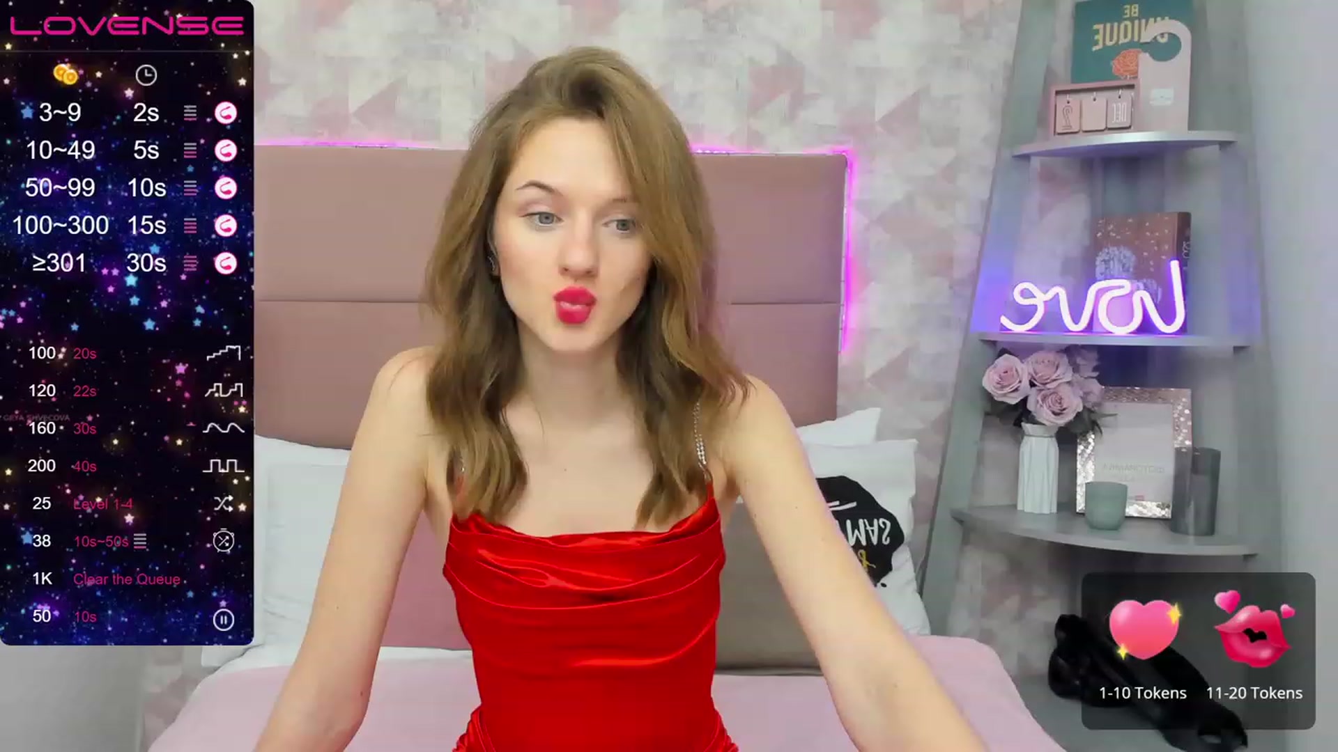 Gallery image thumbnail from MonaElisa's myfreecams stream on, 12/03/2022, 12:45 image 17 of 20