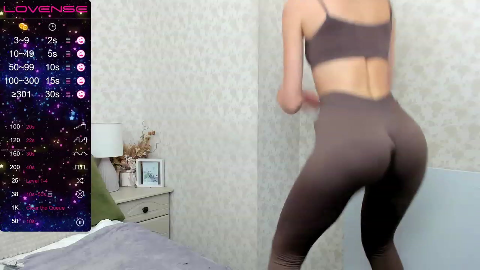 Gallery image thumbnail from MonaElisa's myfreecams stream on, 12/04/2022, 17:40 image 12 of 20