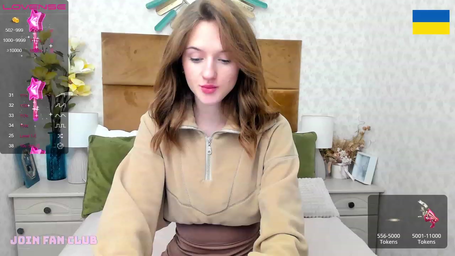 Gallery image thumbnail from MonaElisa's myfreecams stream on, 12/05/2022, 13:30 image 2 of 20