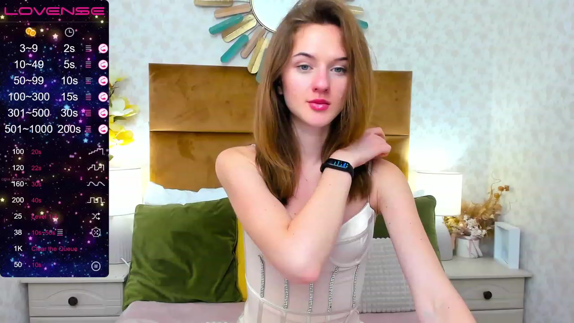 Gallery image thumbnail from MonaElisa's myfreecams stream on, 12/09/2022, 15:36 image 13 of 20