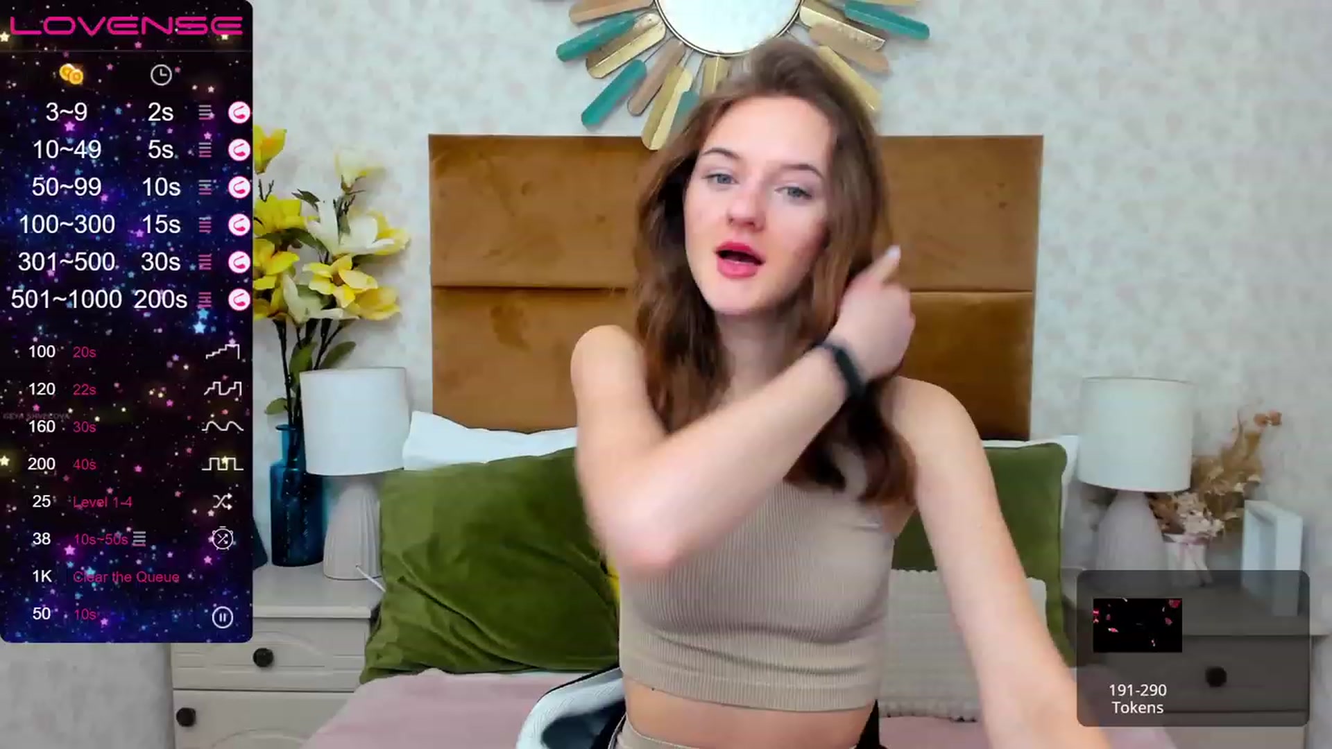 Gallery image thumbnail from MonaElisa's myfreecams stream on, 12/12/2022, 07:33 image 3 of 20