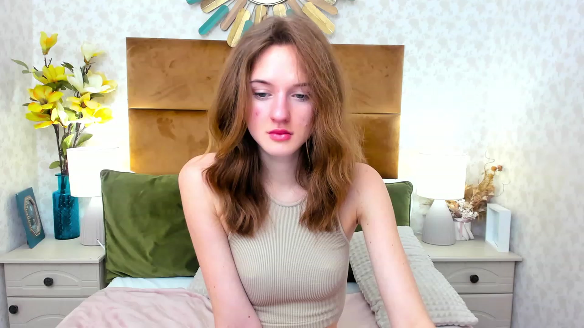 Gallery image thumbnail from MonaElisa's myfreecams stream on, 12/12/2022, 12:04 image 12 of 20