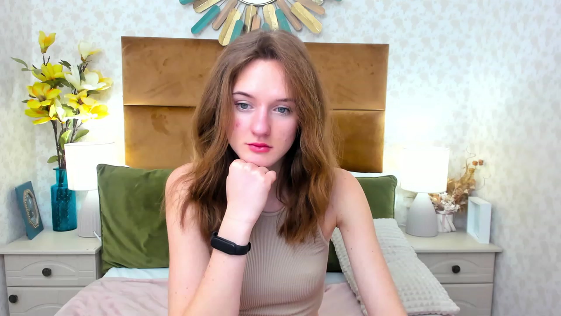 Gallery image thumbnail from MonaElisa's myfreecams stream on, 12/12/2022, 12:04 image 20 of 20
