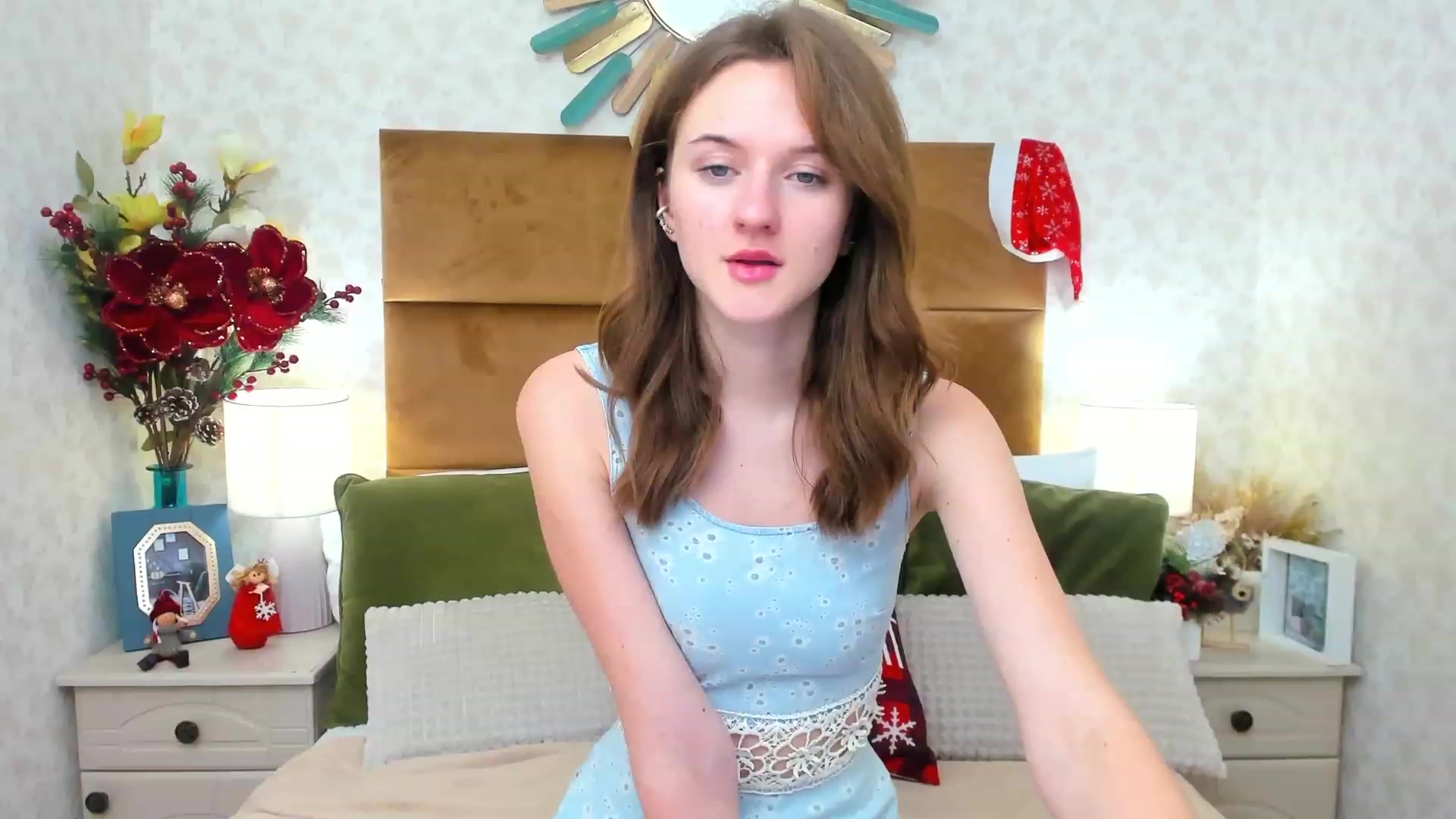 Gallery image thumbnail from MonaElisa's myfreecams stream on, 12/23/2022, 18:21 image 3 of 20
