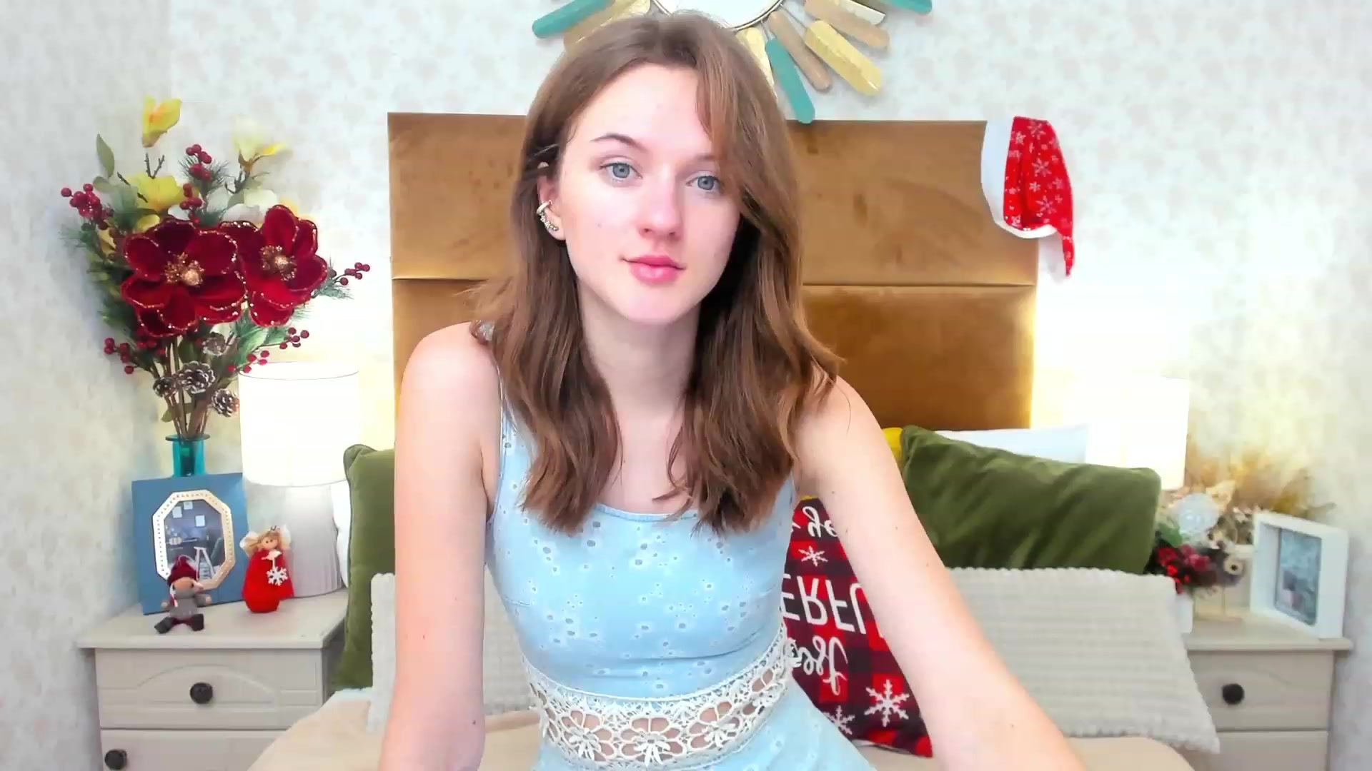 Gallery image thumbnail from MonaElisa's myfreecams stream on, 12/23/2022, 18:21 image 1 of 20