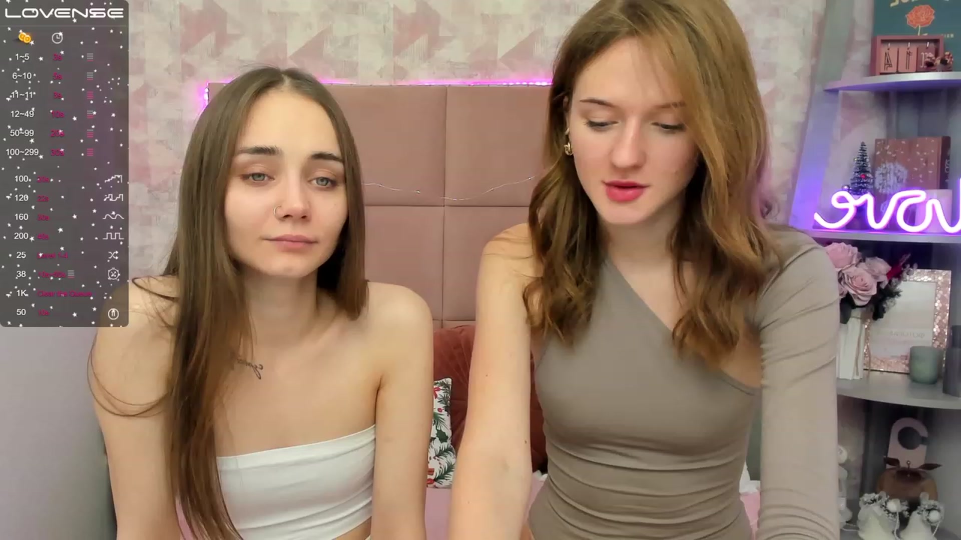 Gallery image thumbnail from MonaElisa's myfreecams stream on, 12/24/2022, 14:12 image 7 of 20