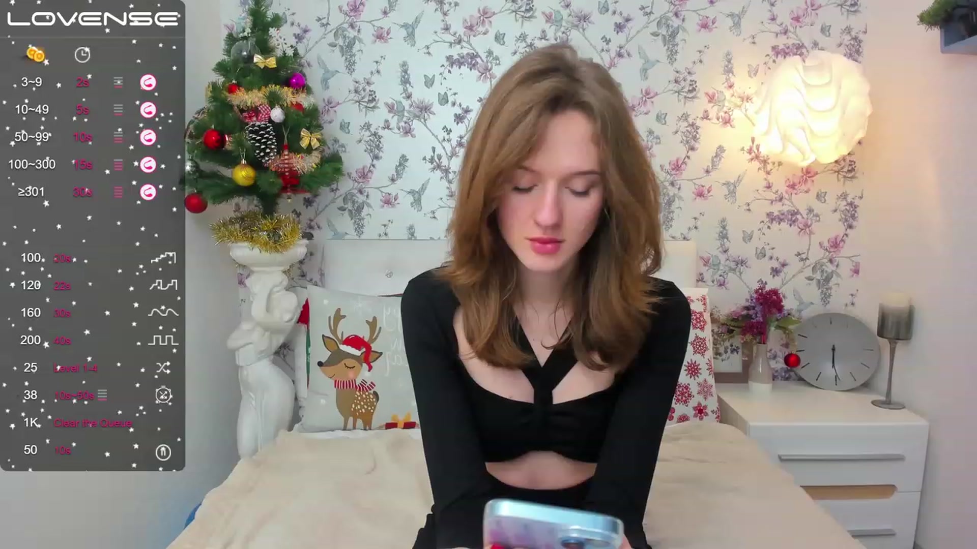 Gallery image thumbnail from MonaElisa's myfreecams stream on, 01/03/2023, 18:36 image 2 of 20