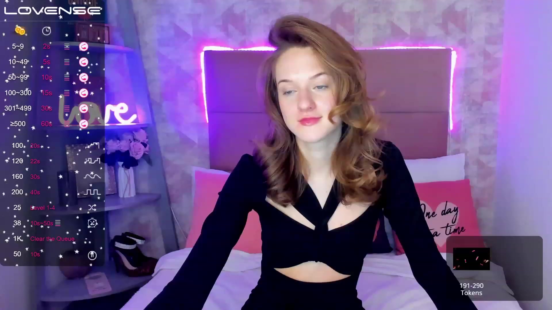 Gallery image thumbnail from MonaElisa's myfreecams stream on, 01/31/2023, 15:14 image 5 of 20