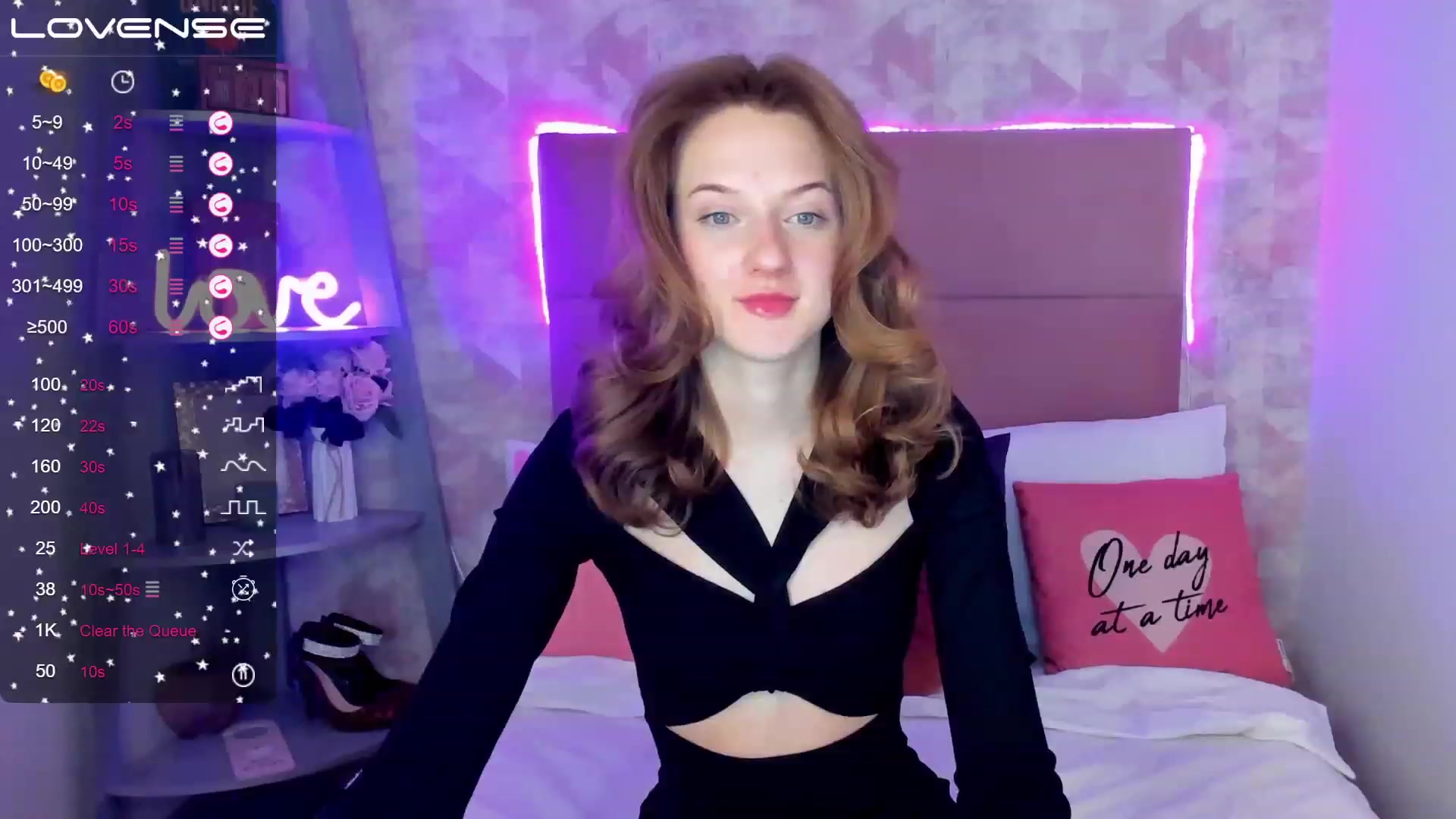 Gallery image thumbnail from MonaElisa's myfreecams stream on, 01/31/2023, 15:14 image 7 of 20