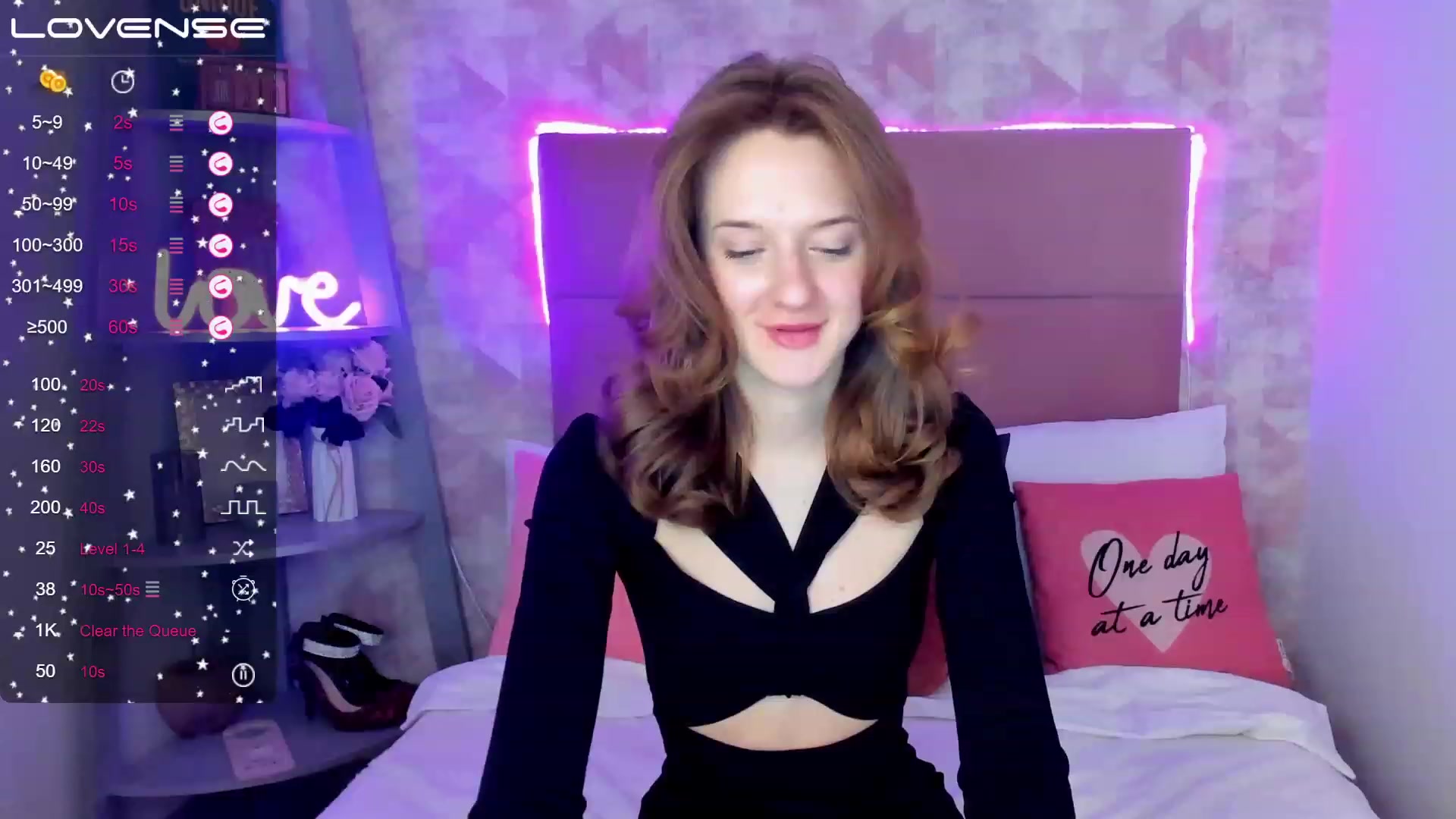 Gallery image thumbnail from MonaElisa's myfreecams stream on, 01/31/2023, 15:14 image 11 of 20