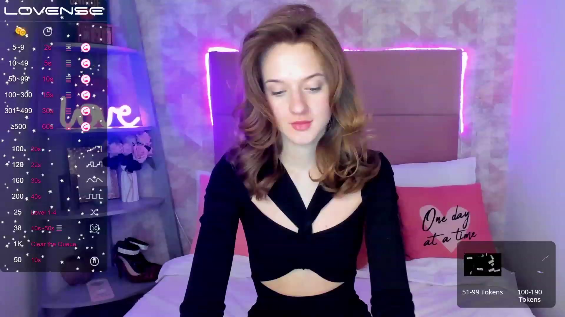 Gallery image thumbnail from MonaElisa's myfreecams stream on, 01/31/2023, 15:14 image 16 of 20