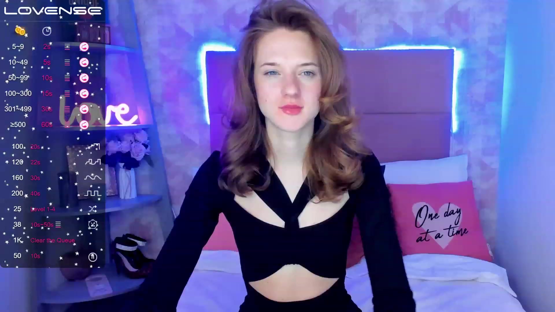 Gallery image thumbnail from MonaElisa's myfreecams stream on, 01/31/2023, 16:08 image 18 of 20