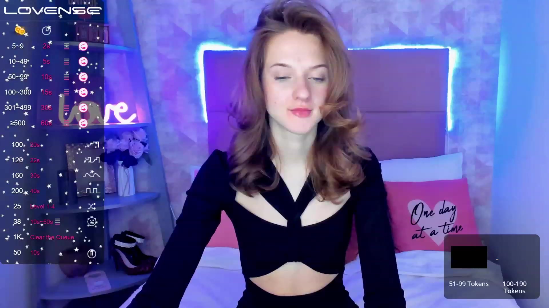 Gallery image thumbnail from MonaElisa's myfreecams stream on, 01/31/2023, 16:08 image 20 of 20