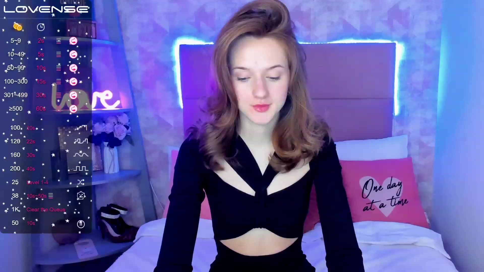 Gallery image thumbnail from MonaElisa's myfreecams stream on, 01/31/2023, 16:08 image 5 of 20