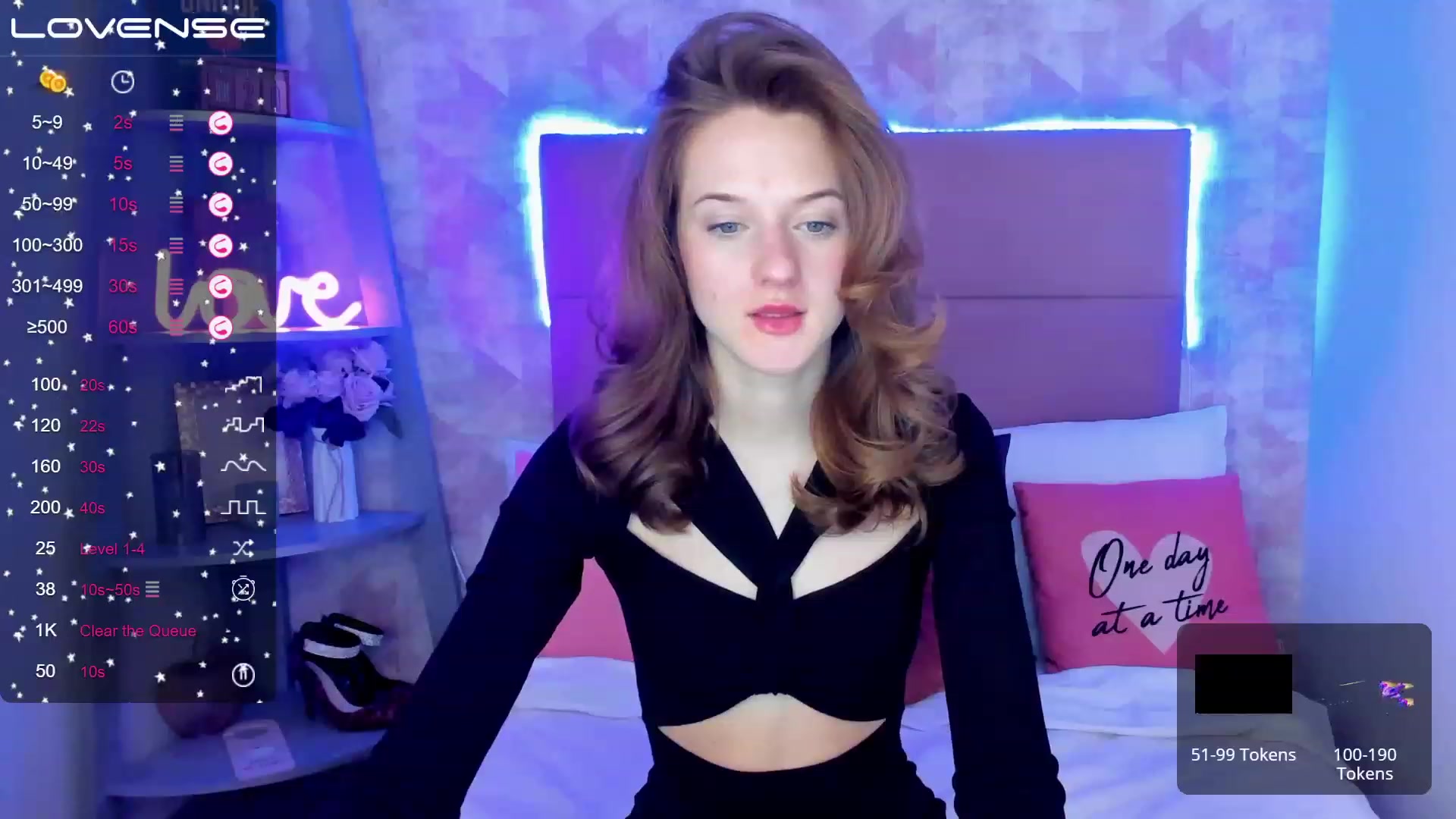 Gallery image thumbnail from MonaElisa's myfreecams stream on, 01/31/2023, 16:08 image 11 of 20